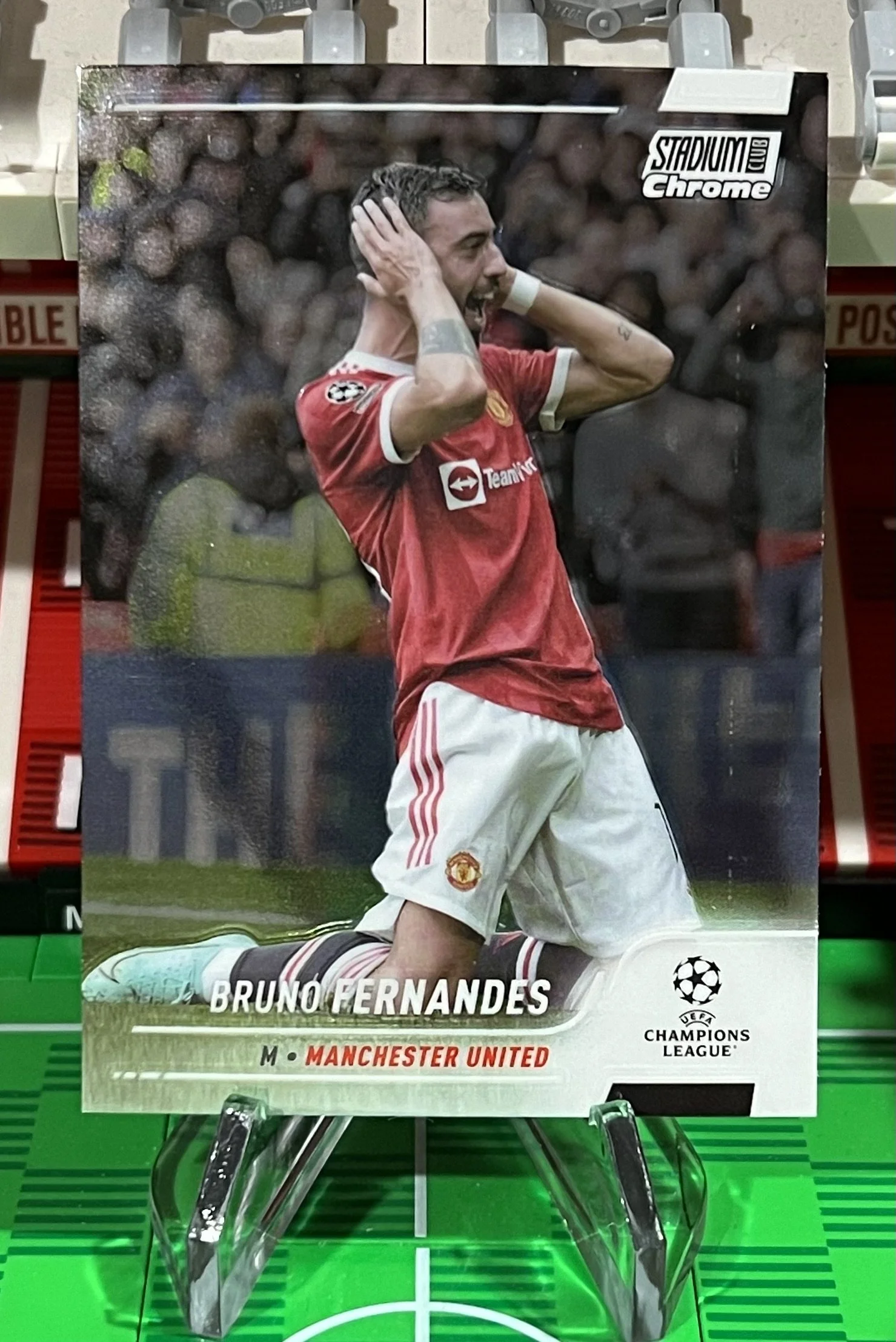 bruno fernandes 2022 Topps Stadium Club Chrome Card