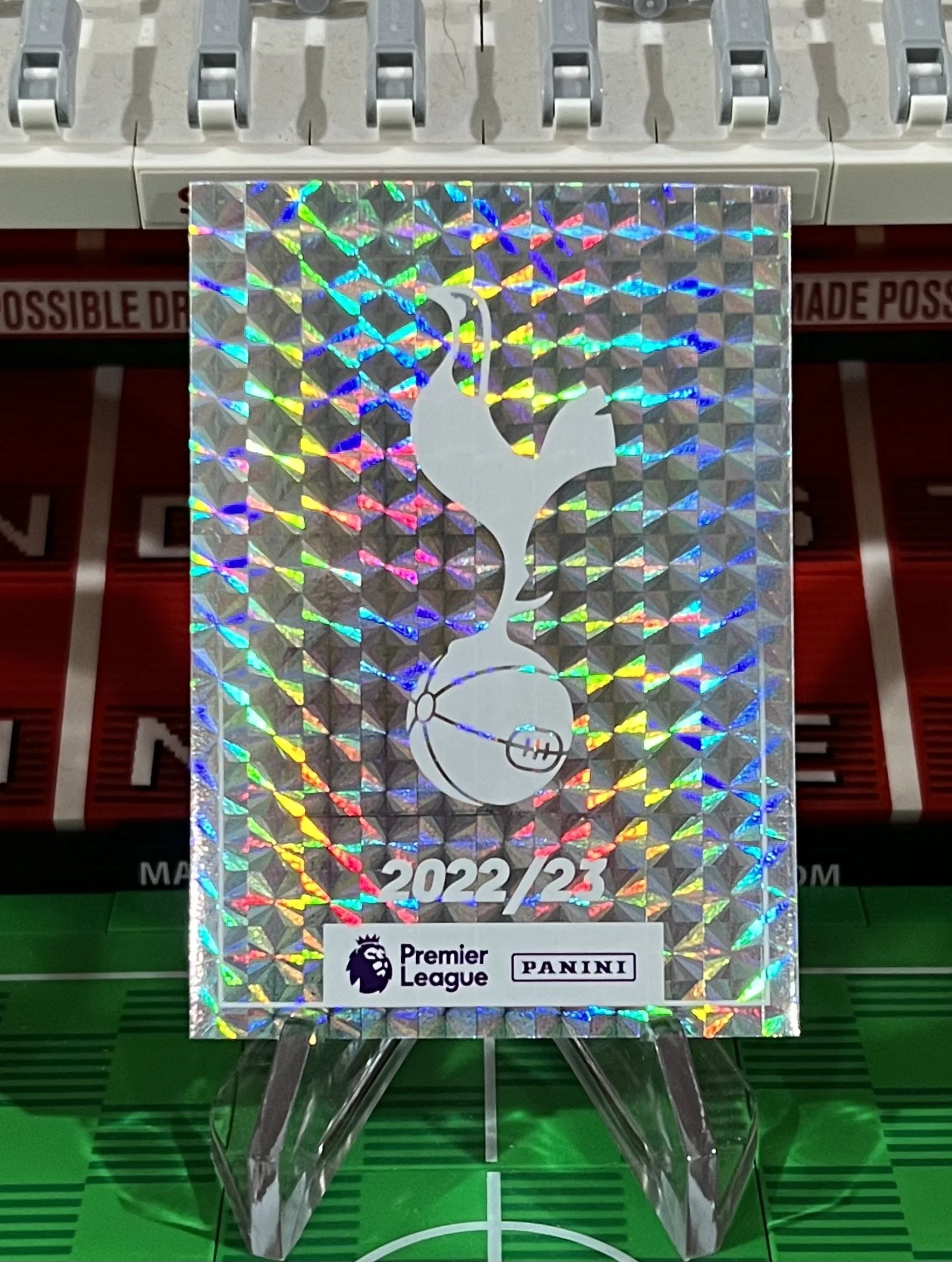 tottenham hotspur 2023 panini crest sticker