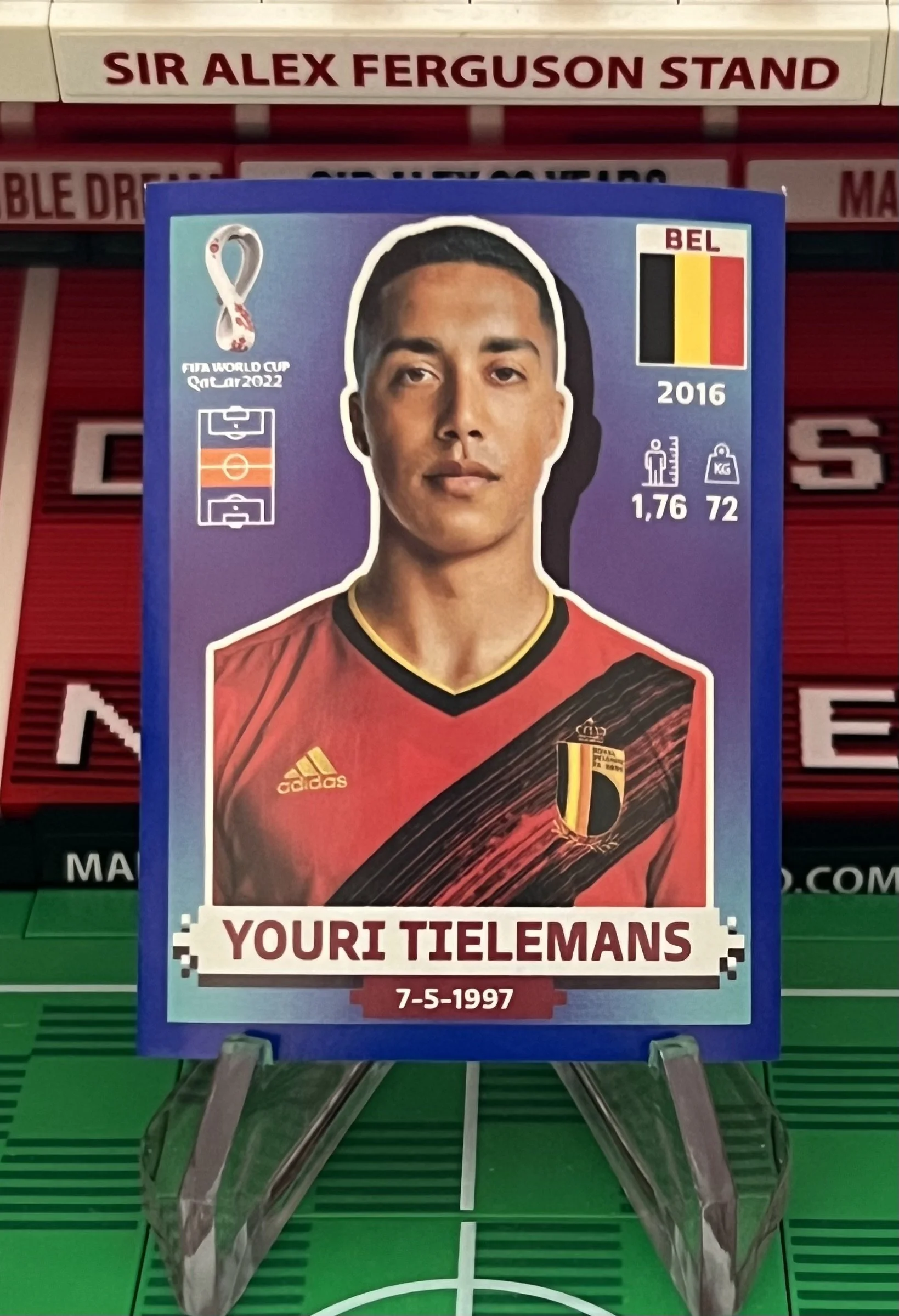 youri tielemans world cup qatar panini sticker