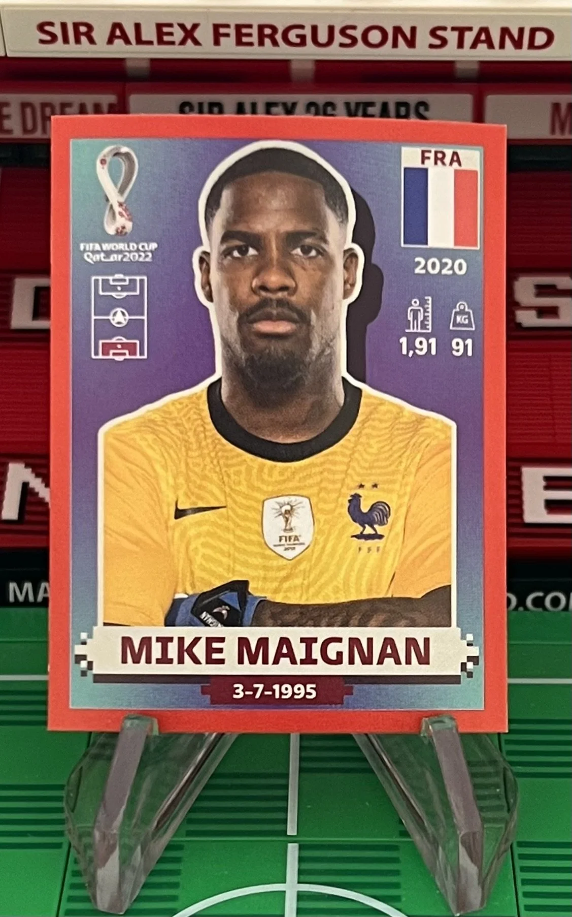 mike maignan world cup qatar panini sticker