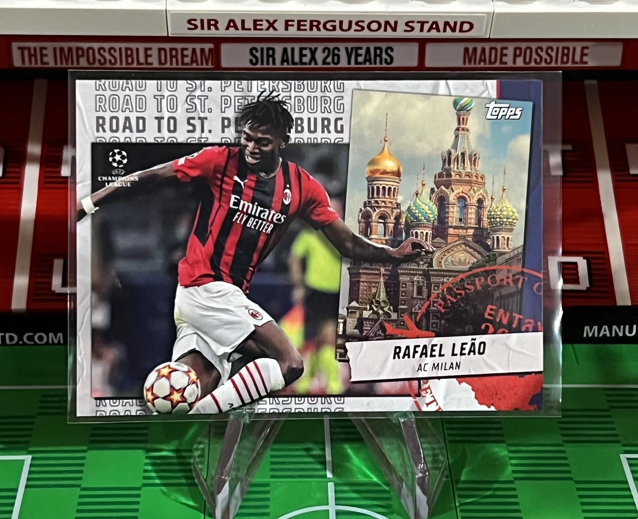 rafael leao 2022 topps uefa champions league road to st petersburg card