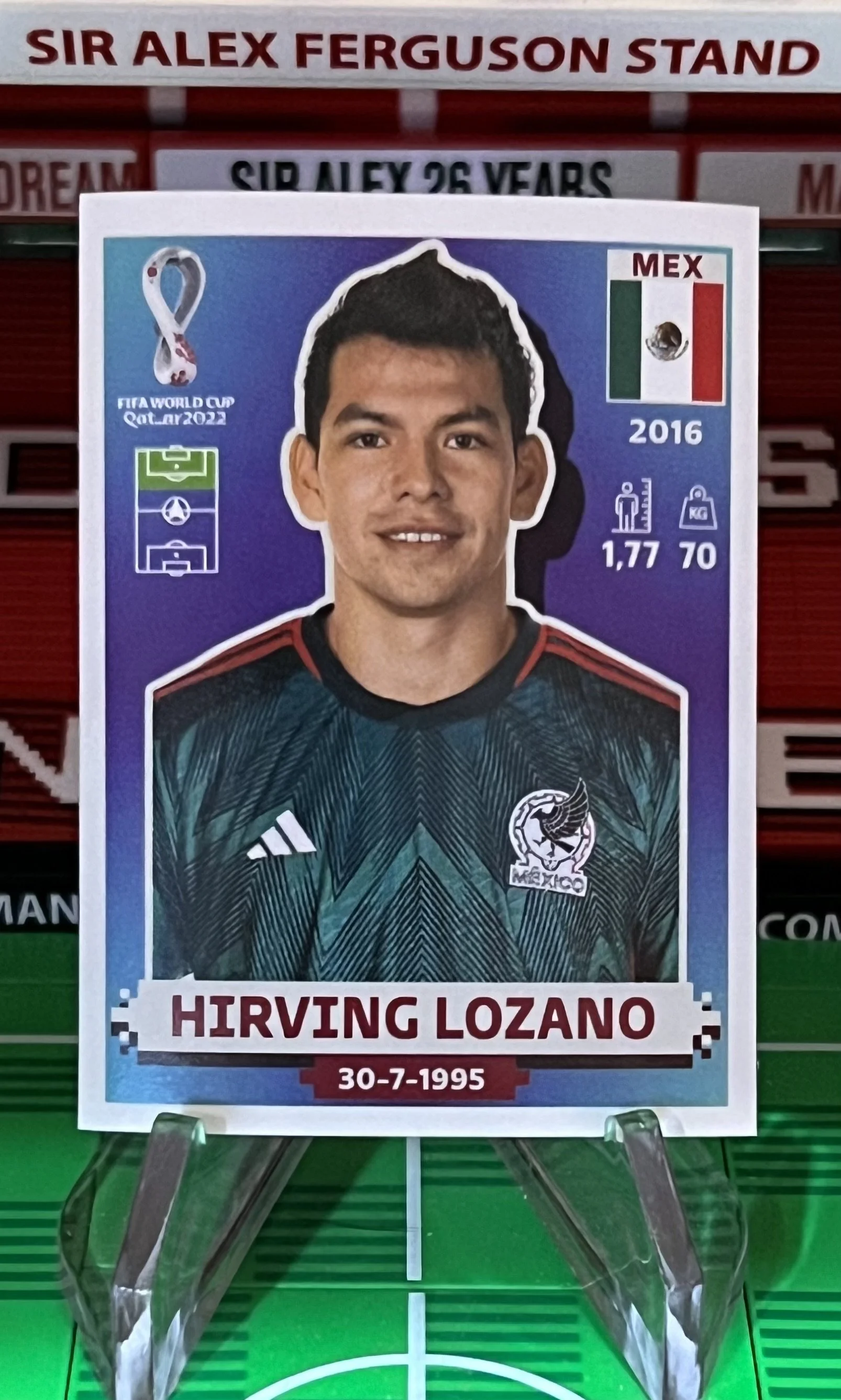 hirving lozano world cup qatar panini sticker