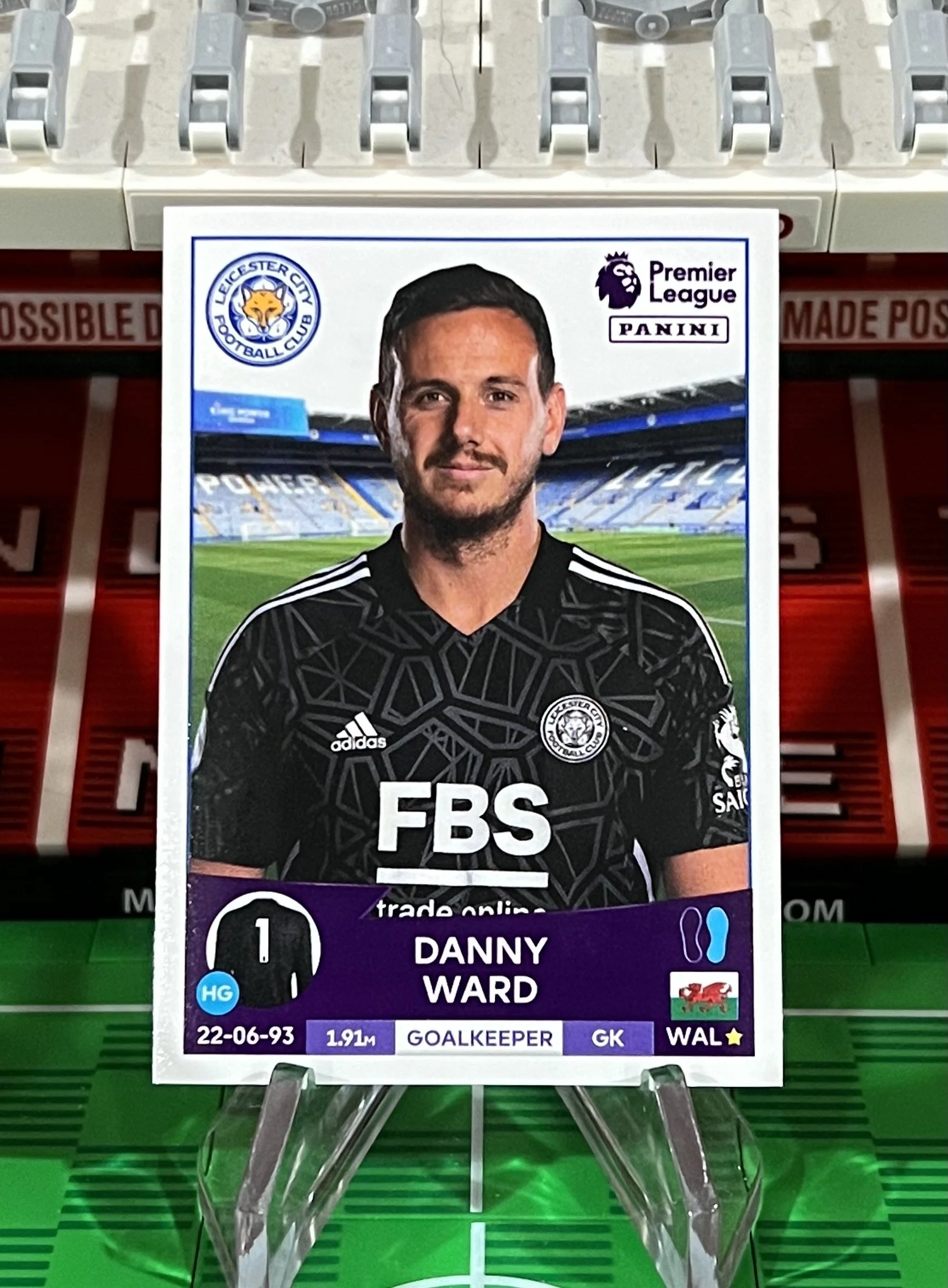 danny ward 2023 panini sticker