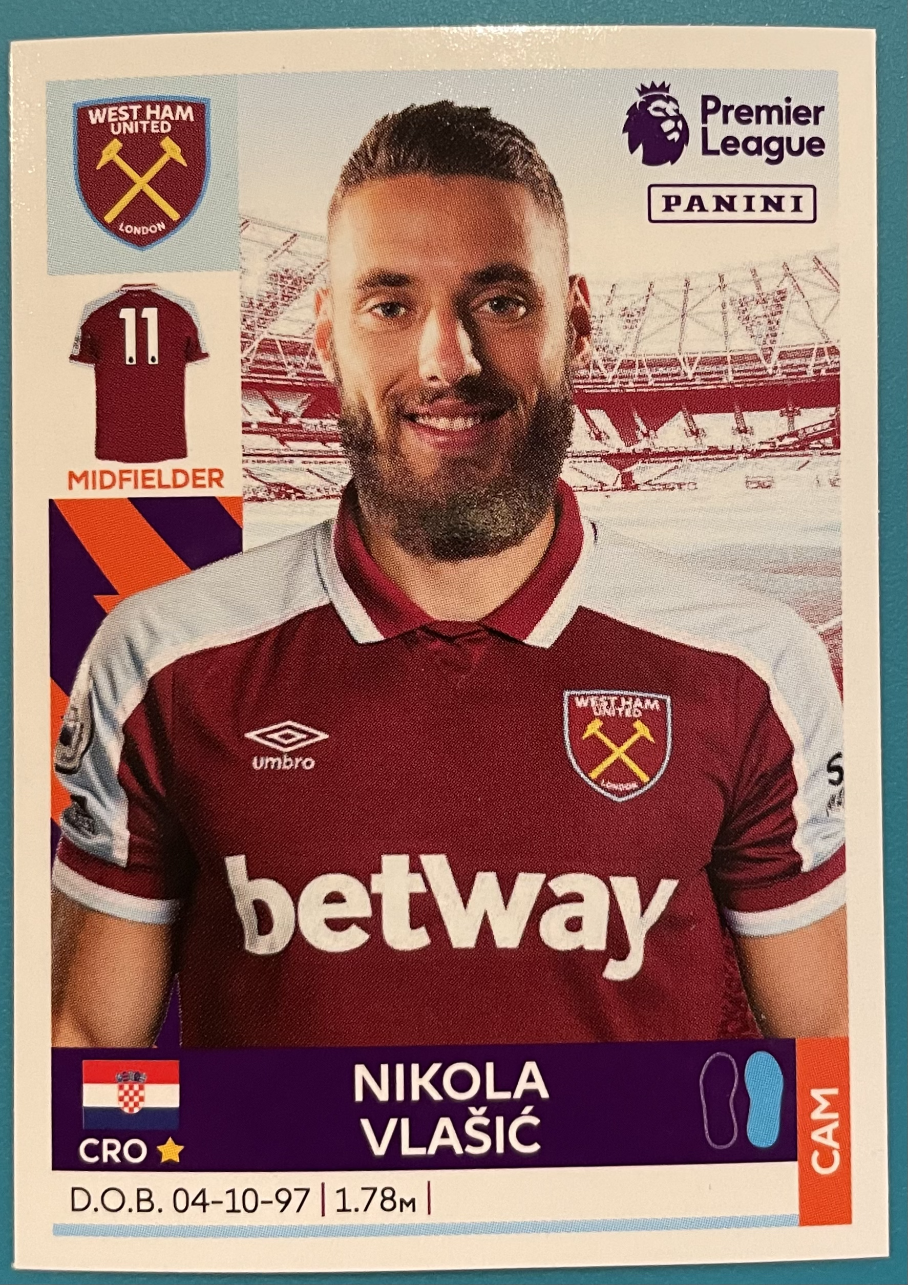 nikola vlasic 2022 panini sticker