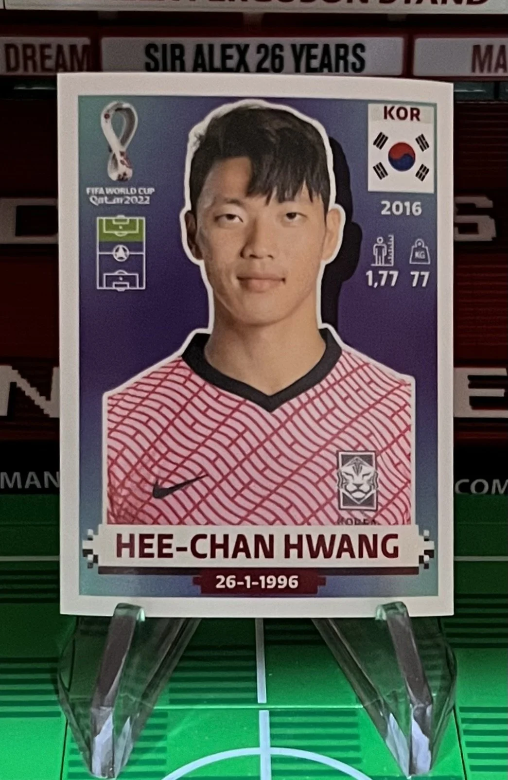 hee chan hwang world cup qatar panini sticker