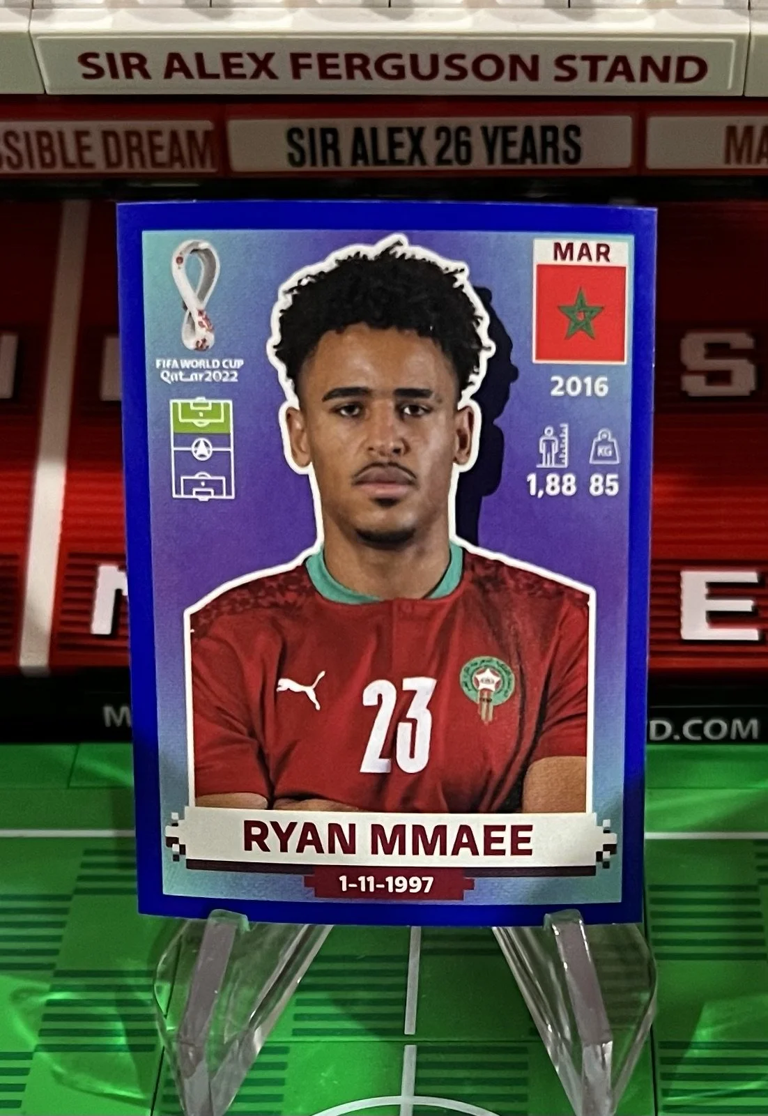 ryan mmaee world cup qatar panini sticker