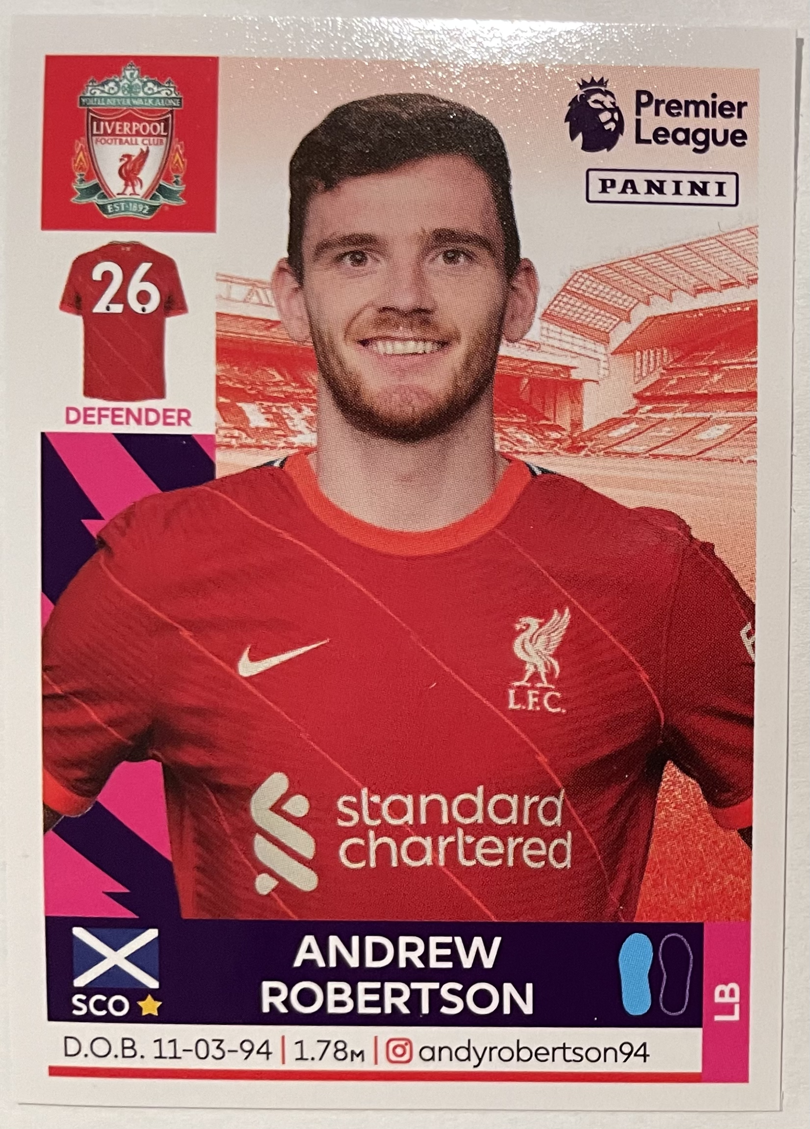 andrew robertson 2022 panini sticker