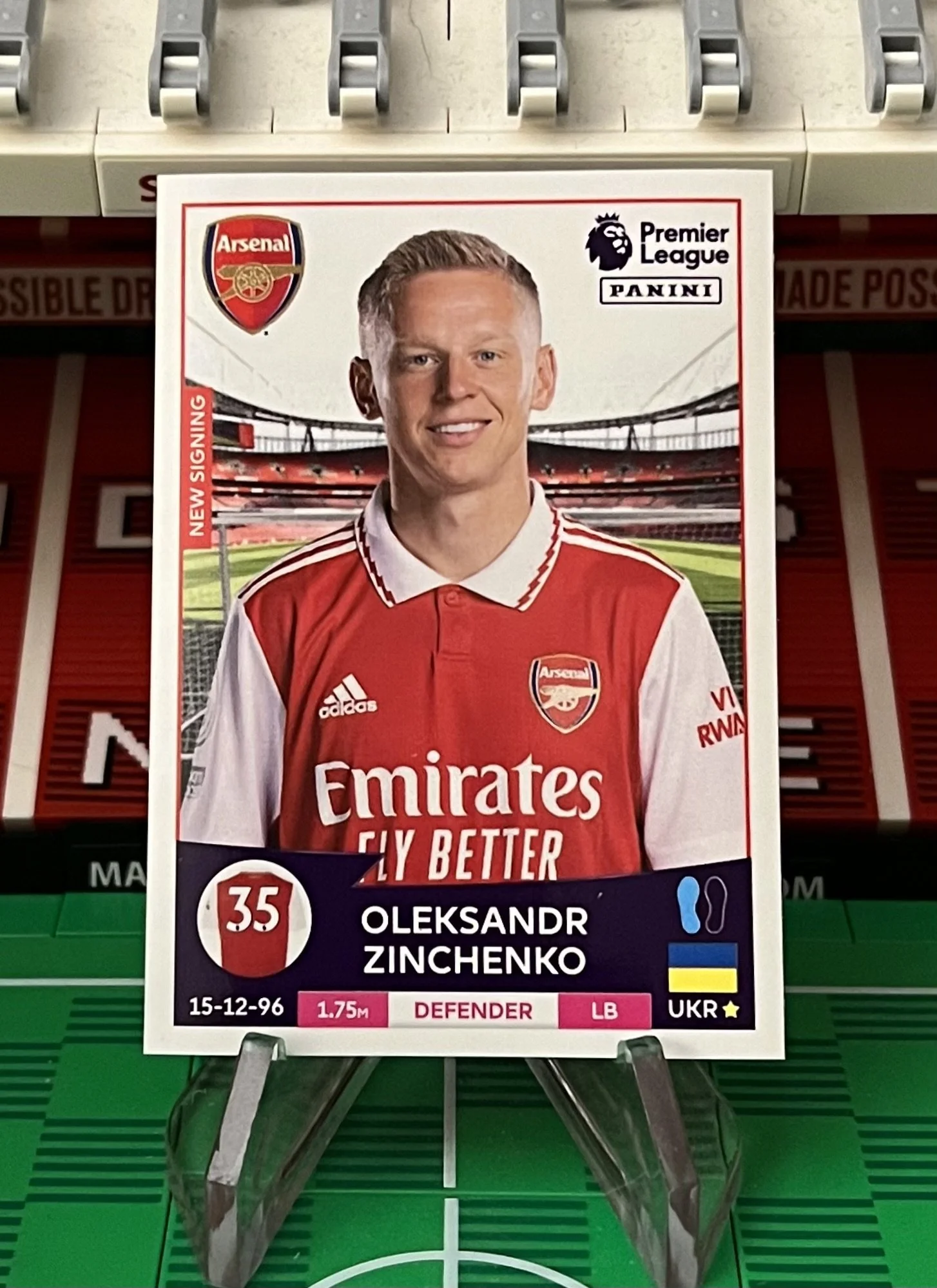 oleksandr zinchenko 2023 panini sticker