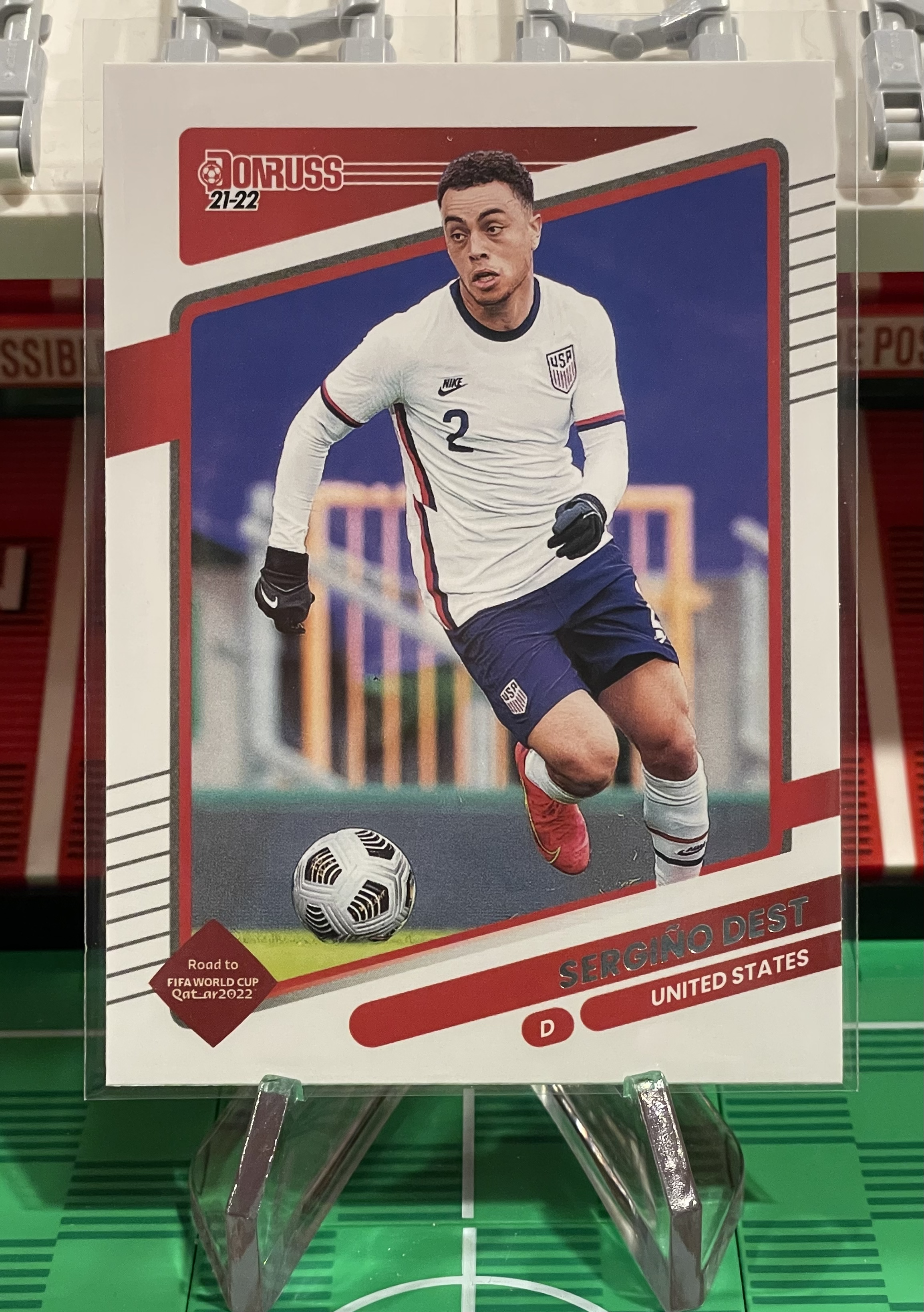 sergino dest road to fifa world cup qatar 2022 donruss card