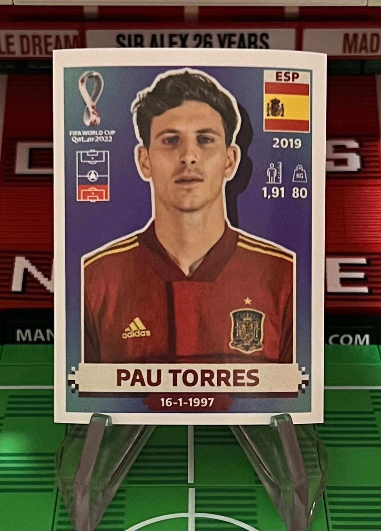 pau torres world cup qatar panini sticker