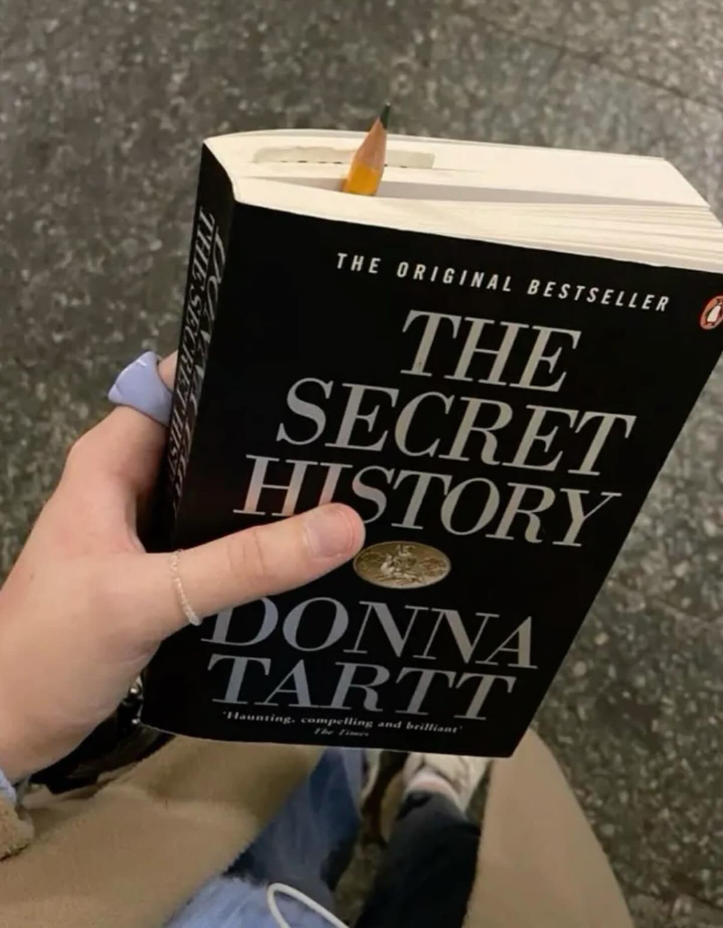 I mean. I&rsquo;m so pleased this novel is trendy w the TikTok girlies. 

Superb read. Dark academia ~ beauty, mortality, and murder 

&ldquo;Forgive me, for all the things I did but mostly for the ones that I did not. &rdquo; 

📸 via Pinterest 

#b