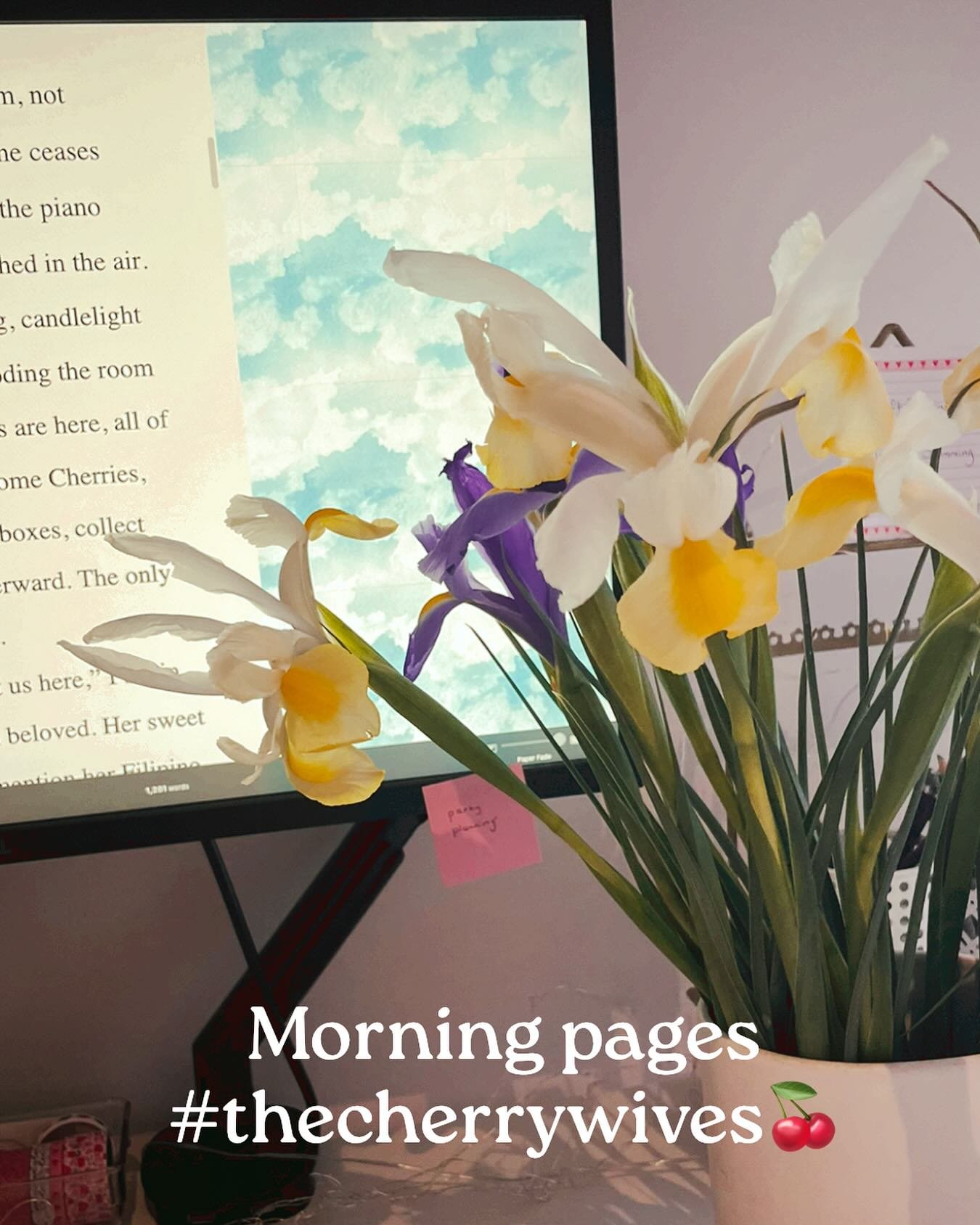 👩🏽&zwj;💻Getting those words down&hellip; 
Some days are harder than others, and this week I&rsquo;ve found very little time to write. unfortunate given my new book is due to the publisher at the end of next month. bring on the writing muse. #books