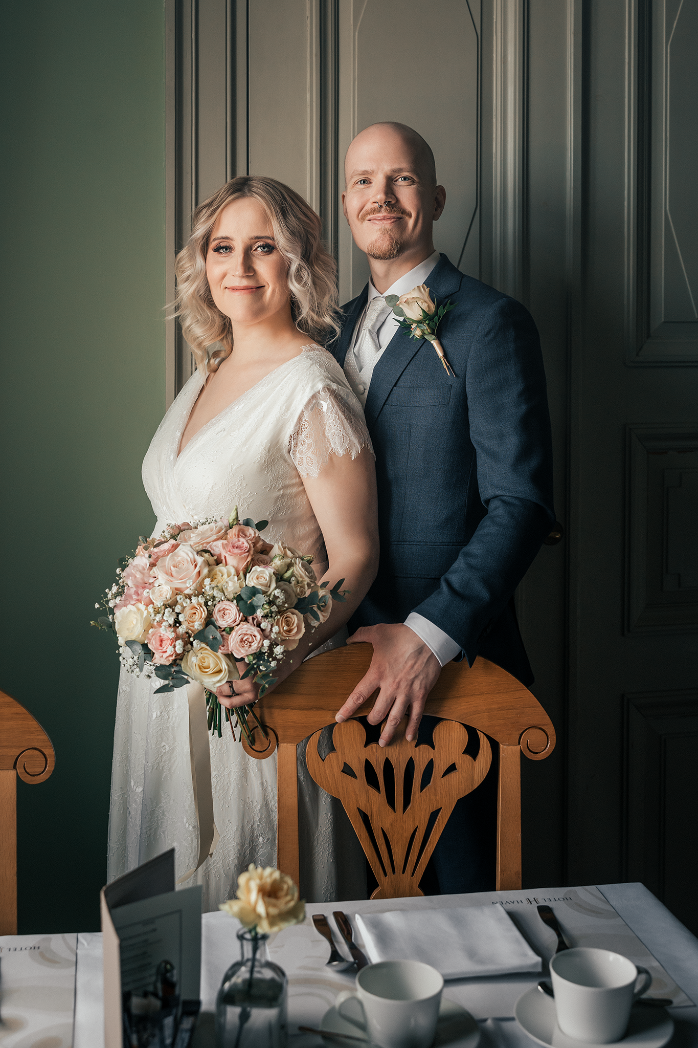 samiturunenphotography-weddings-lea+mathias-portrait-001.png