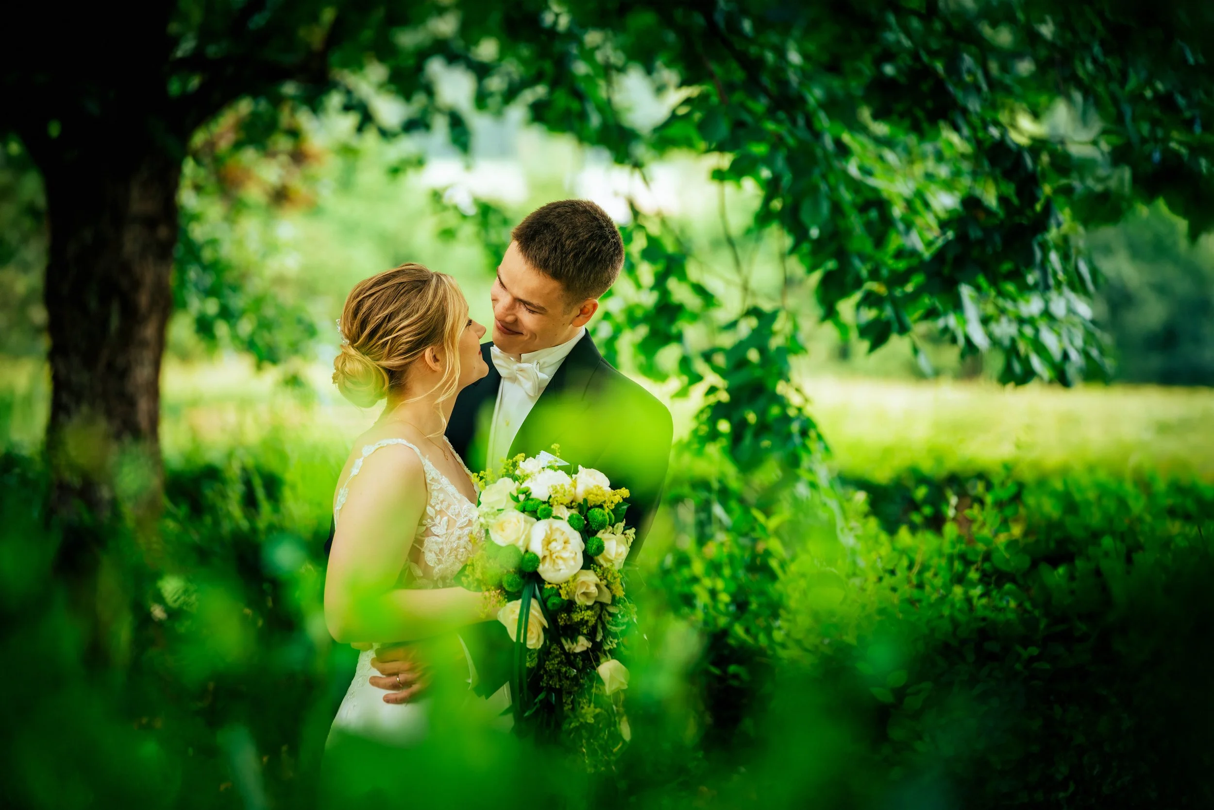 Hääpotrettikuvaus | Kemiön kirkko, Kemiö | Maria & Joonas | Hääkuvaaja SAMI TURUNEN