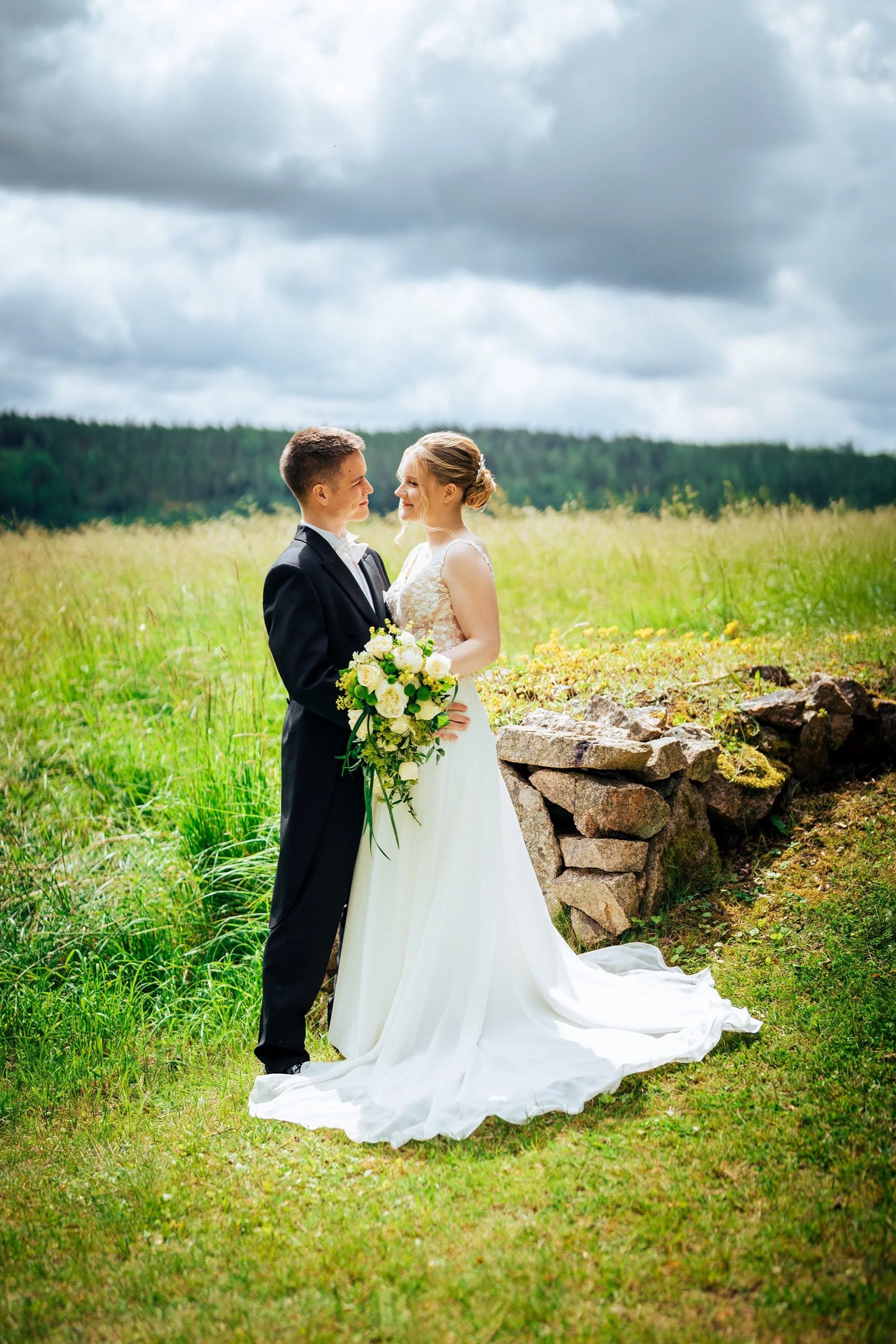 Hääpotrettikuvaus | Kemiön kirkko, Kemiö | Maria & Joonas | Hääkuvaaja SAMI TURUNEN