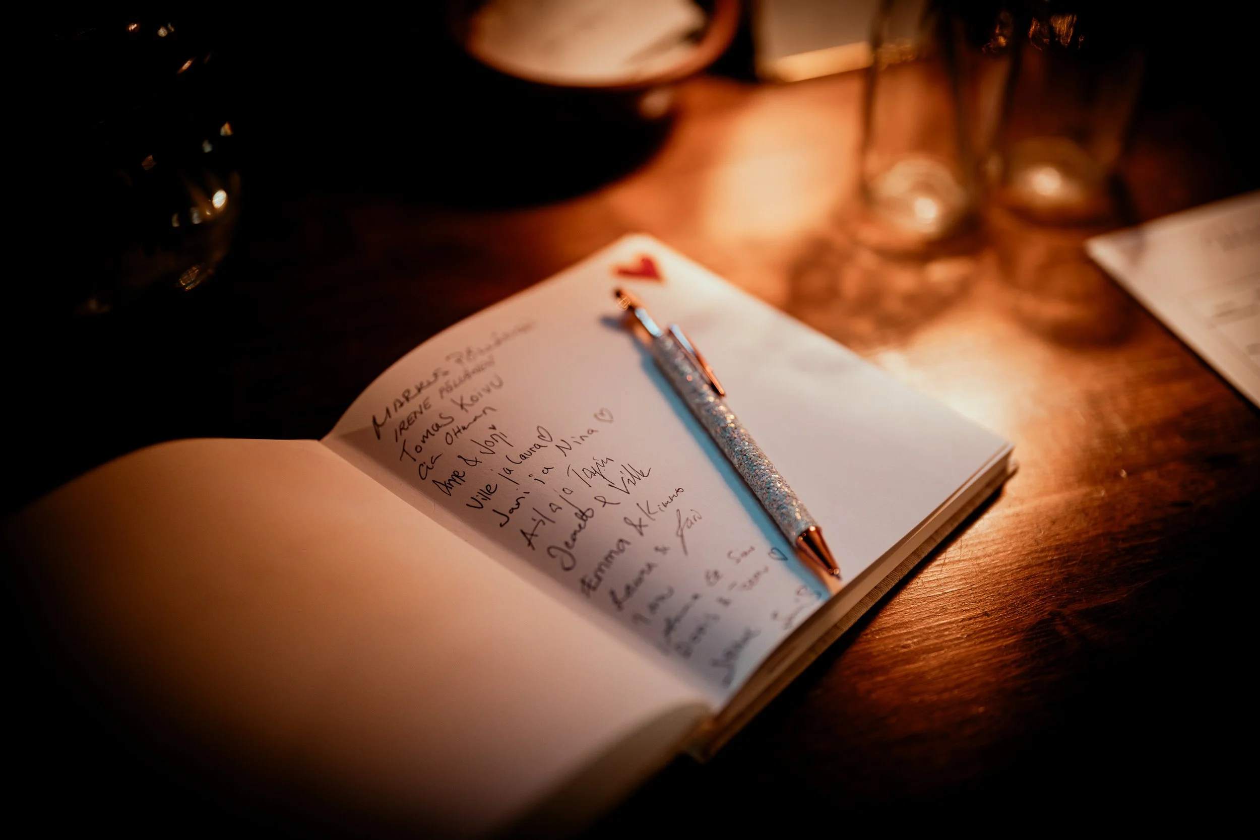 Hääkuvaus Porvoo | Levin | Hääjuhlassa | SAMI TURUNEN