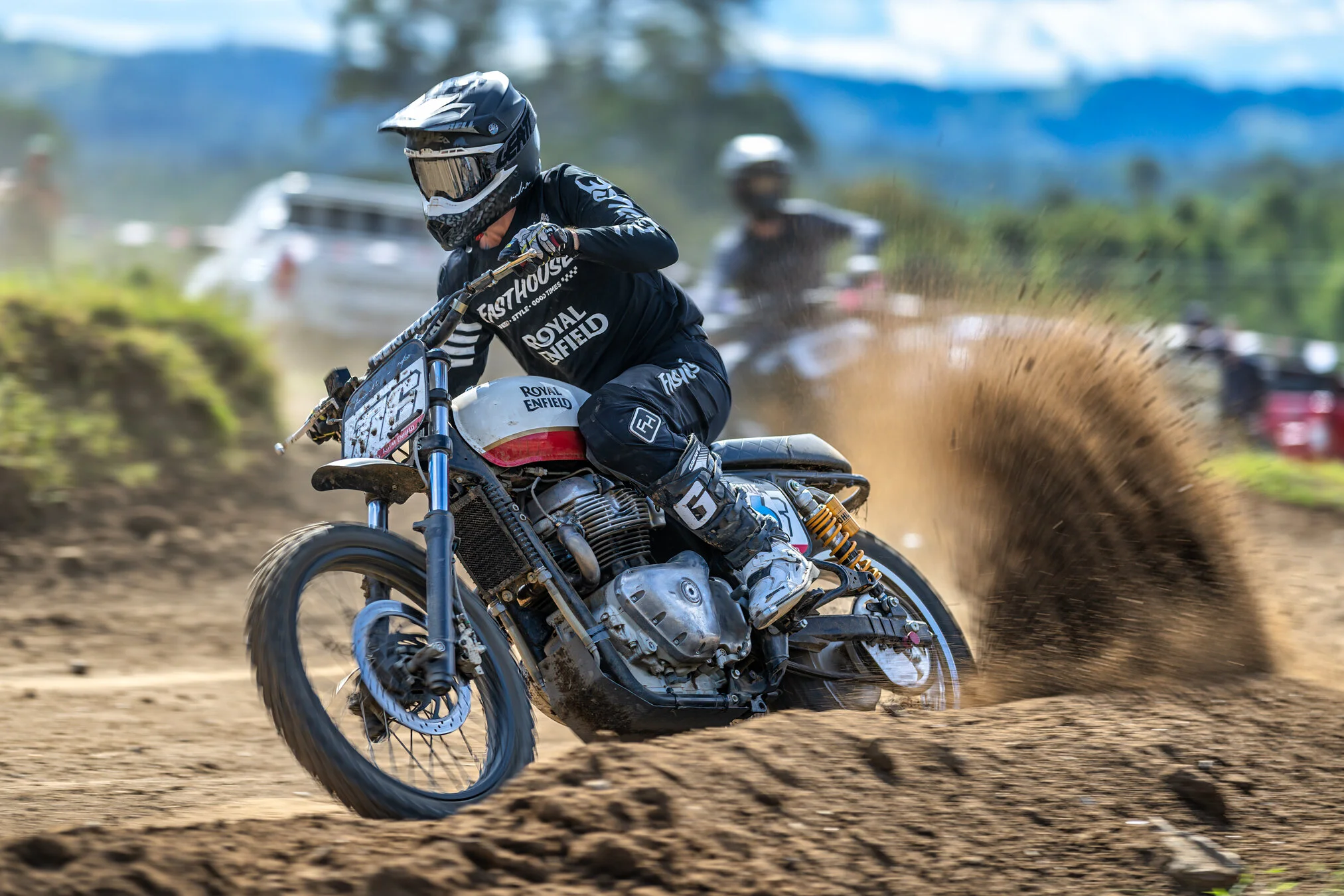 Dusthustle QMP 2021 - 16792-2.jpg