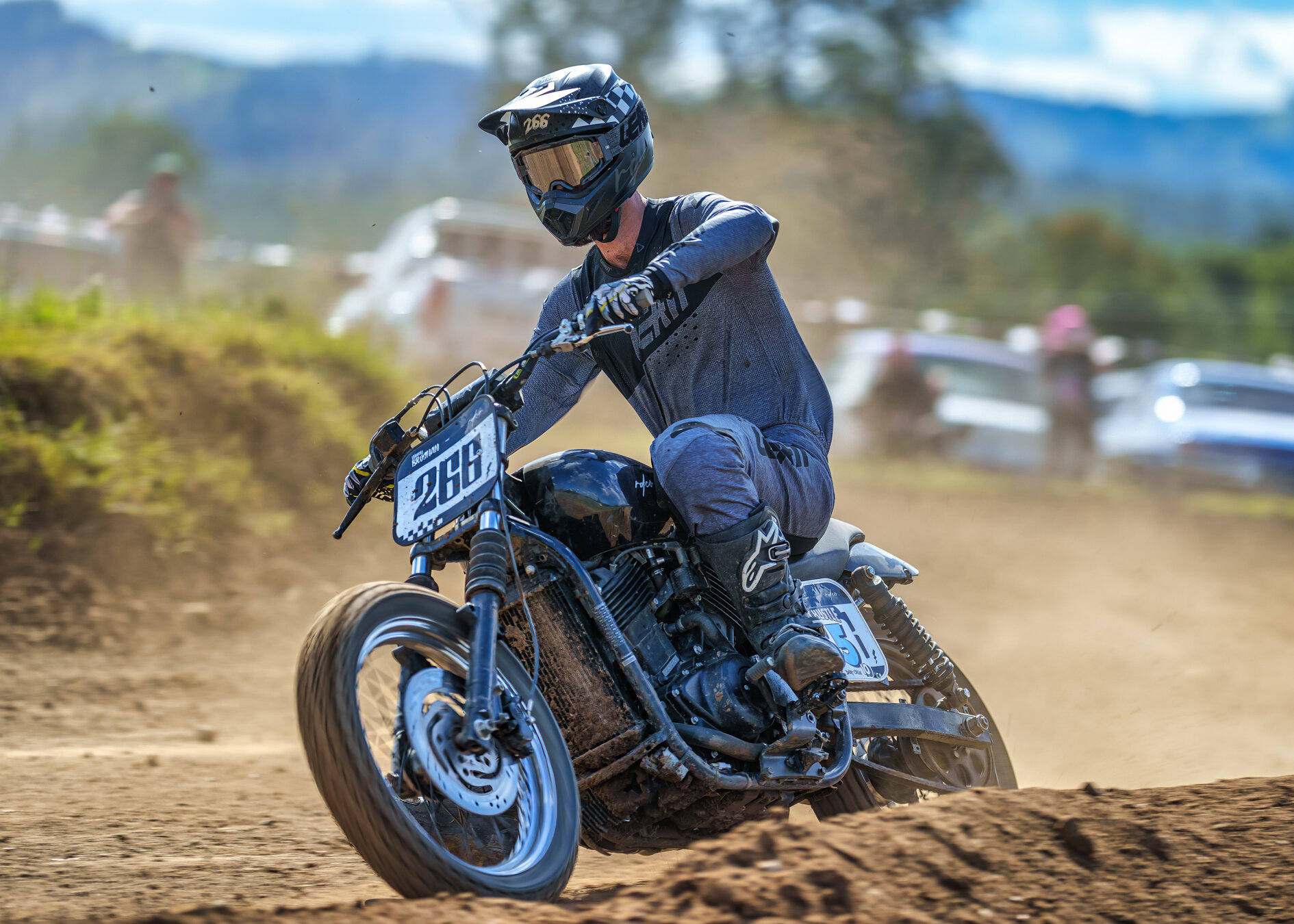 Dusthustle QMP 2021 - 16793-2.jpg