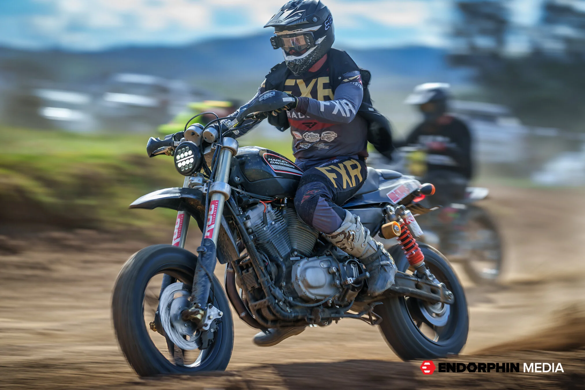 Dusthustle QMP 2021 - 16812-2.jpg