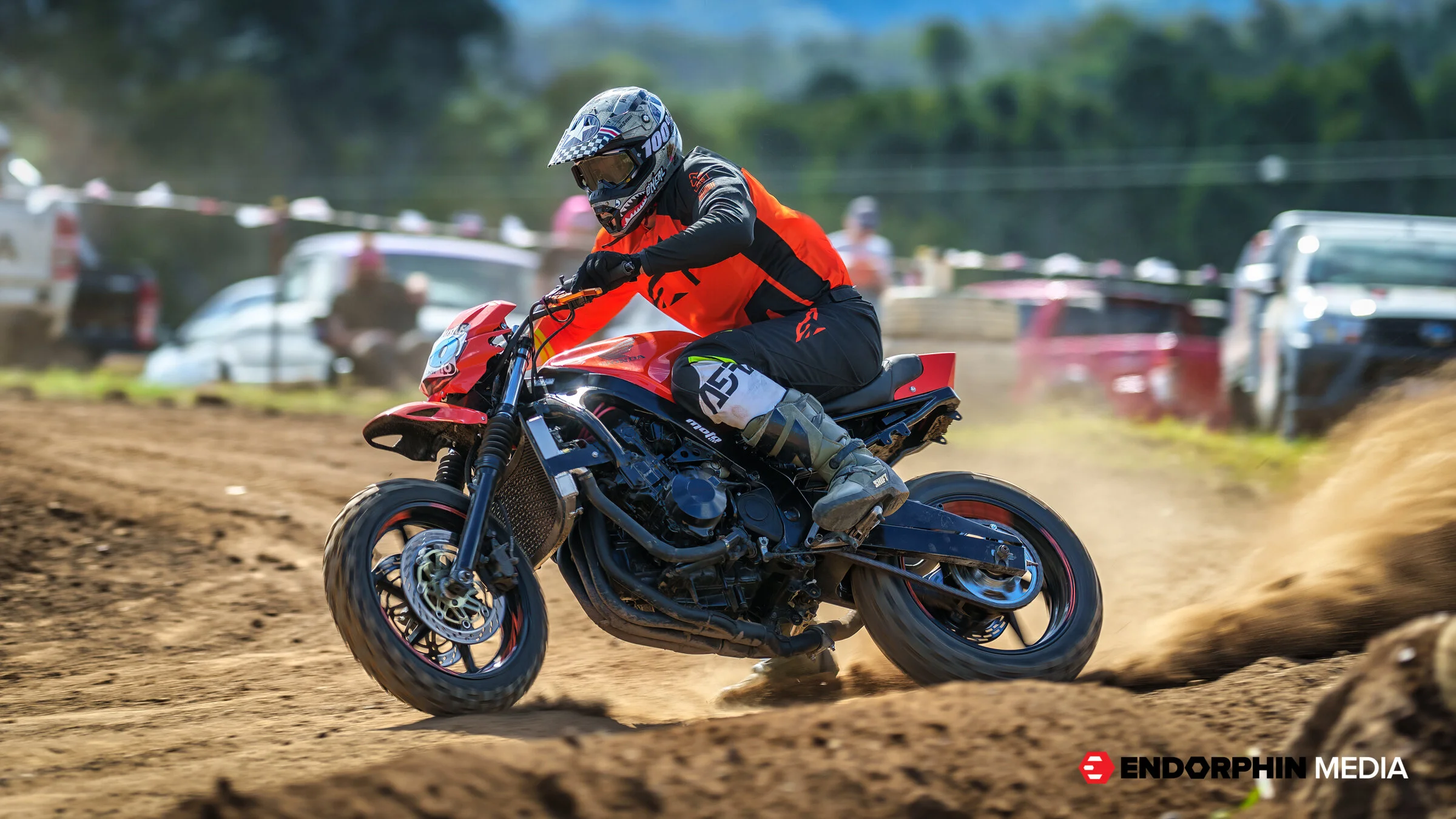 Dusthustle QMP 2021 - 16825-2.jpg