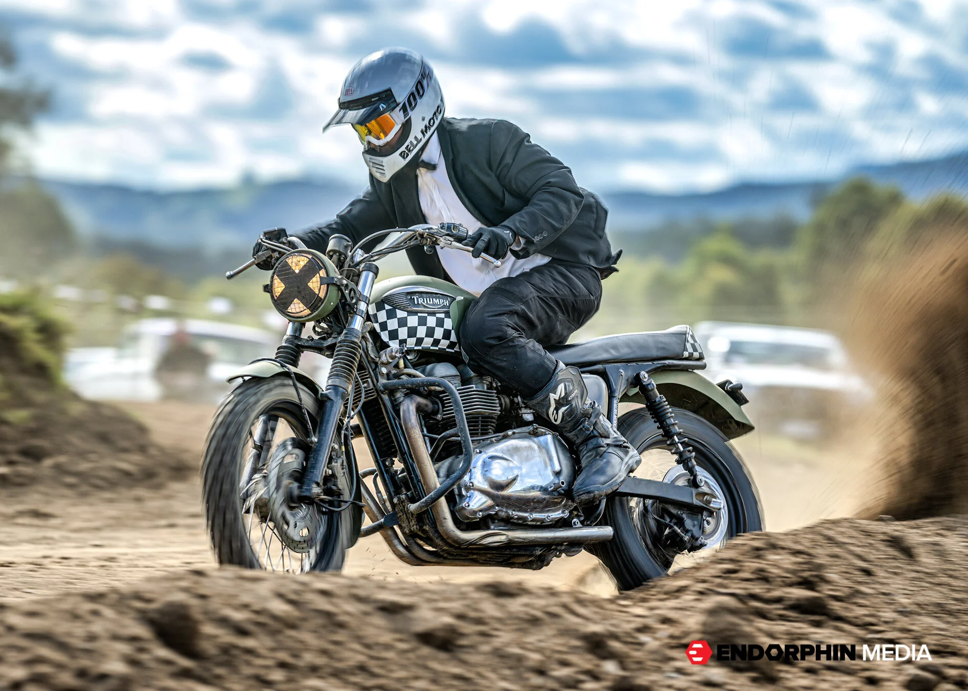 Dusthustle QMP 2021 - 16882-2.jpg