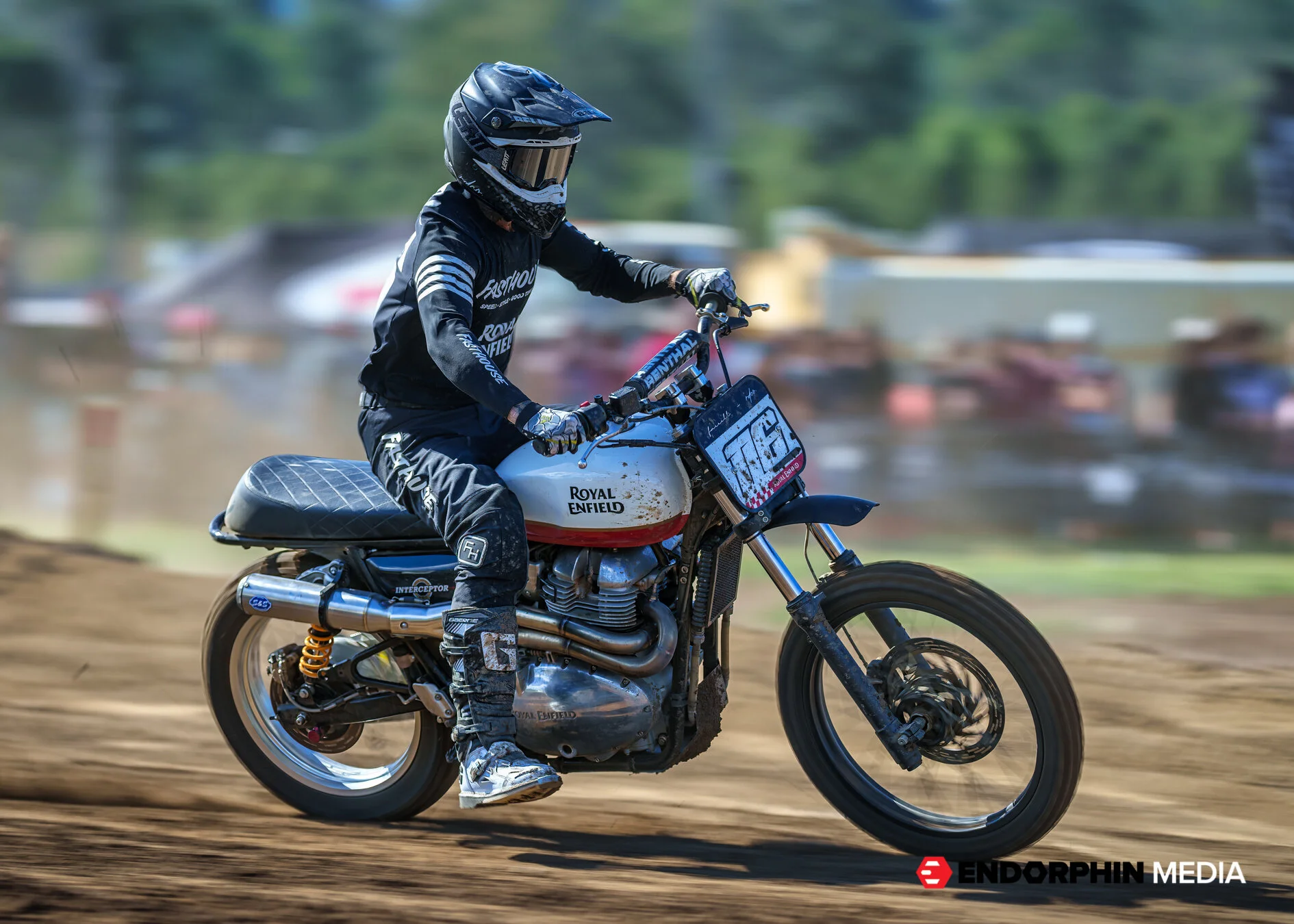 Dusthustle QMP 2021 - 16951-2.jpg