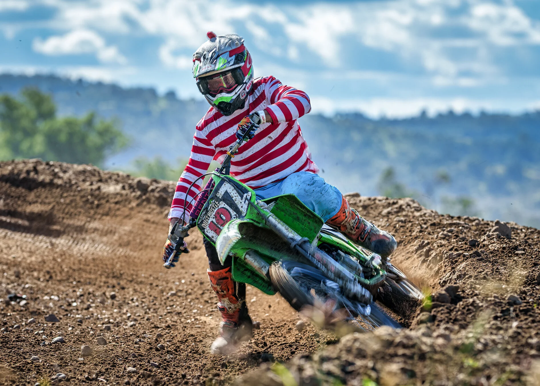 Dusthustle QMP 2021 - 16996-2.jpg