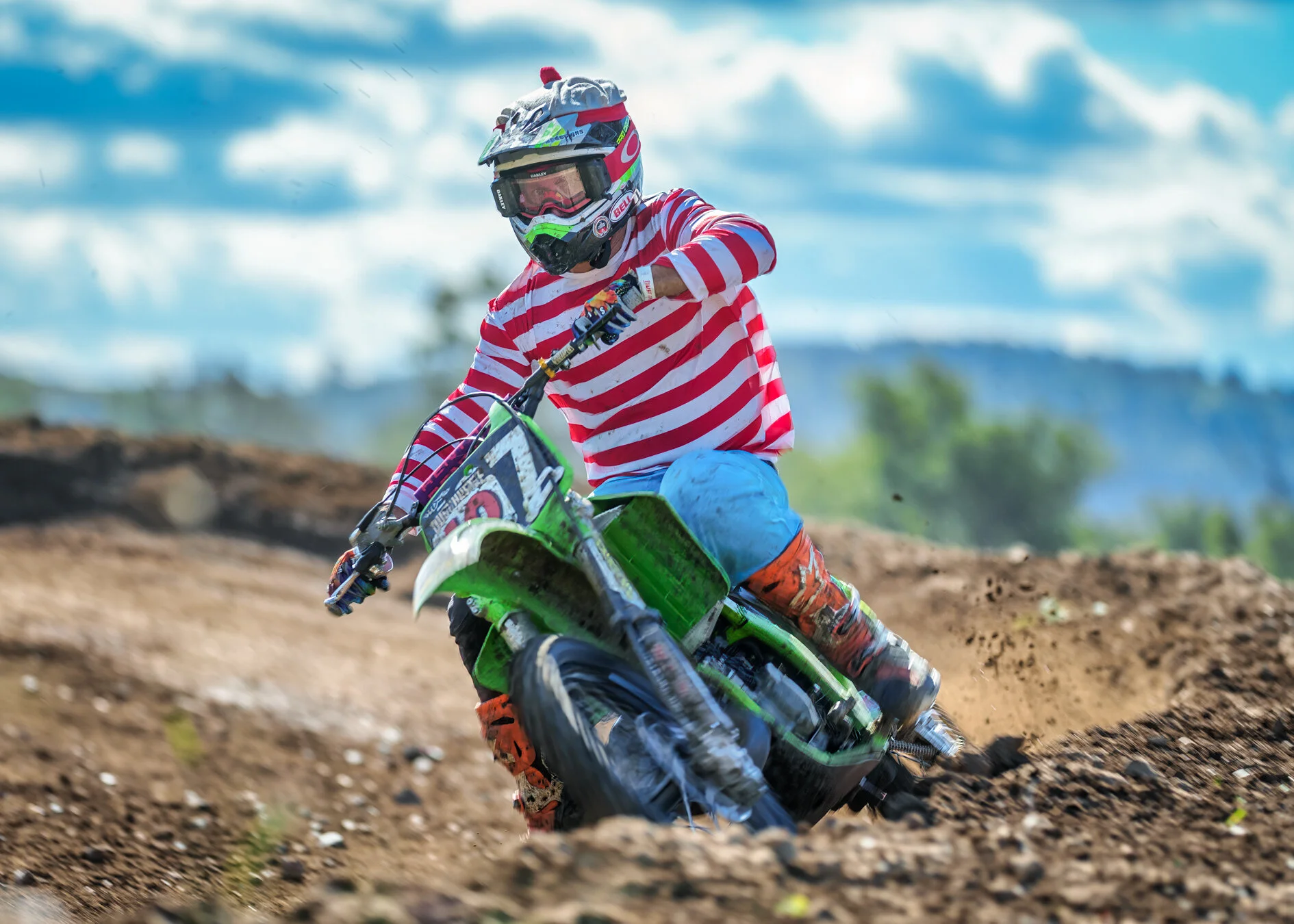 Dusthustle QMP 2021 - 16981-2.jpg