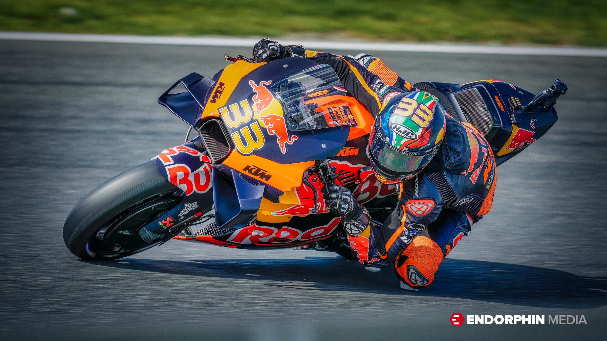 Endorphin_Australian MotoGP - 14 Oct 2022_51893-Edit-Edit.jpg