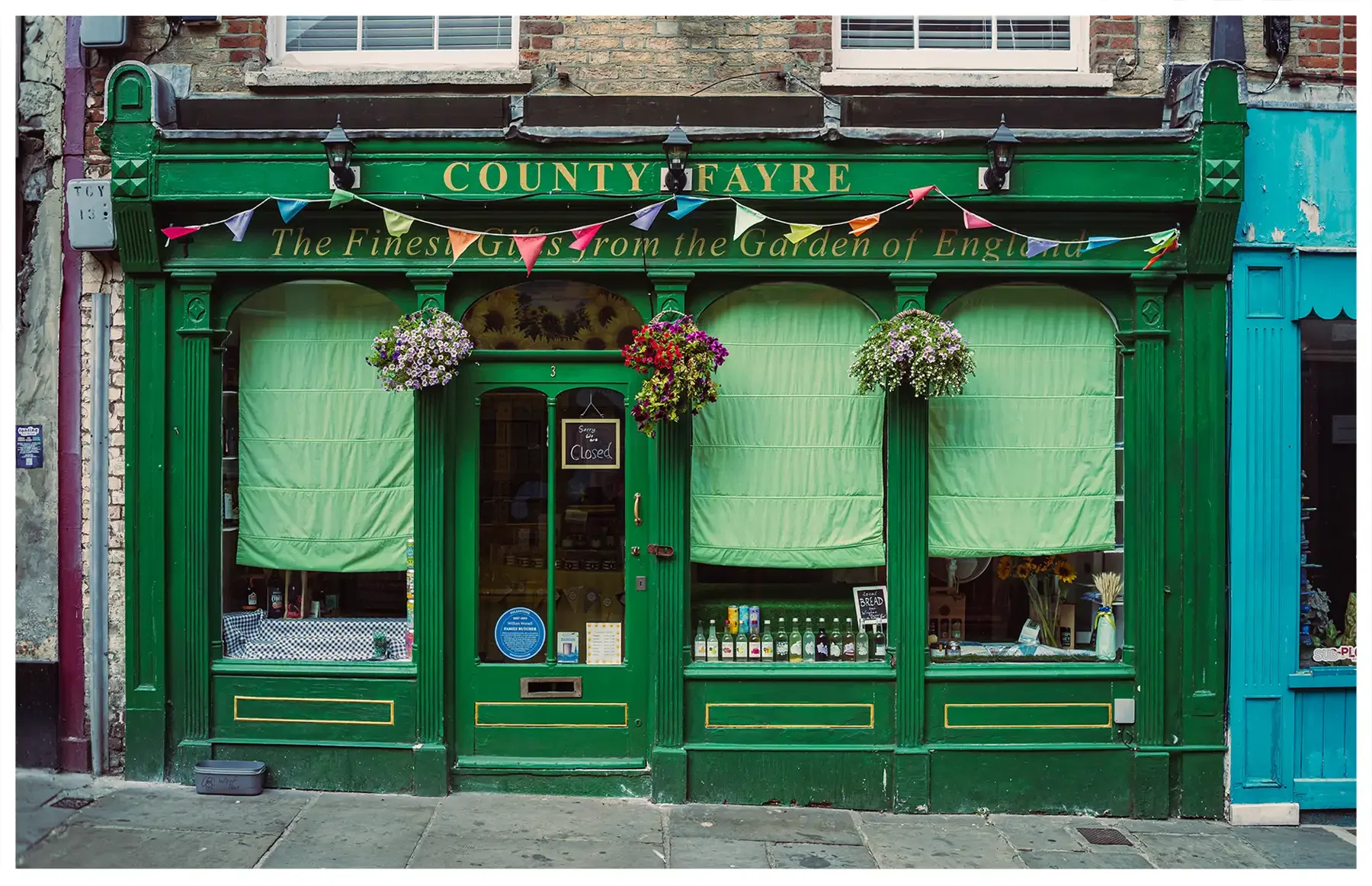 storefronts-06.webp