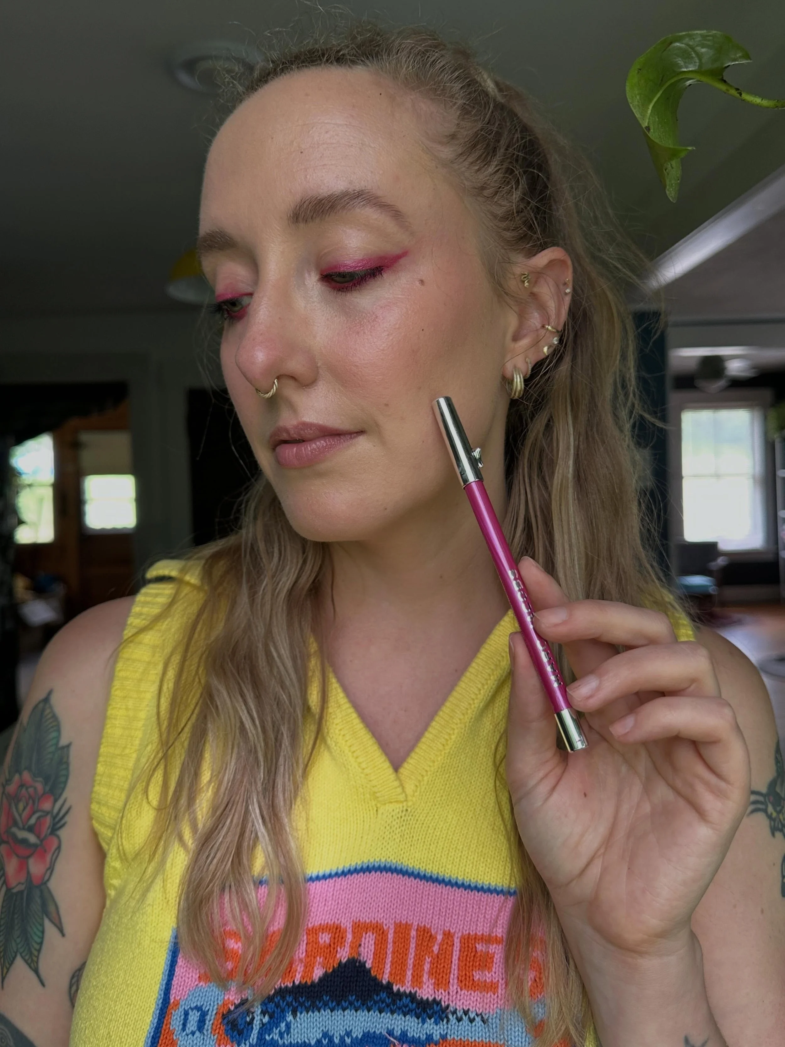 did some very 2010s-Kara eye makeup to test out the new @marcjacobsbeauty for @allure 👁️👄👁️

so far the pink eyeliner (&ldquo;you up?&rdquo;) is my favorite!! slide 3 is how it looked 8 hours and one dance party after I applied. last slide is just