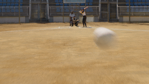 AUMU5195H_Michelob_Ultra_Lifestyle_Motivation_30_16x9_TVC_30_ns.gif