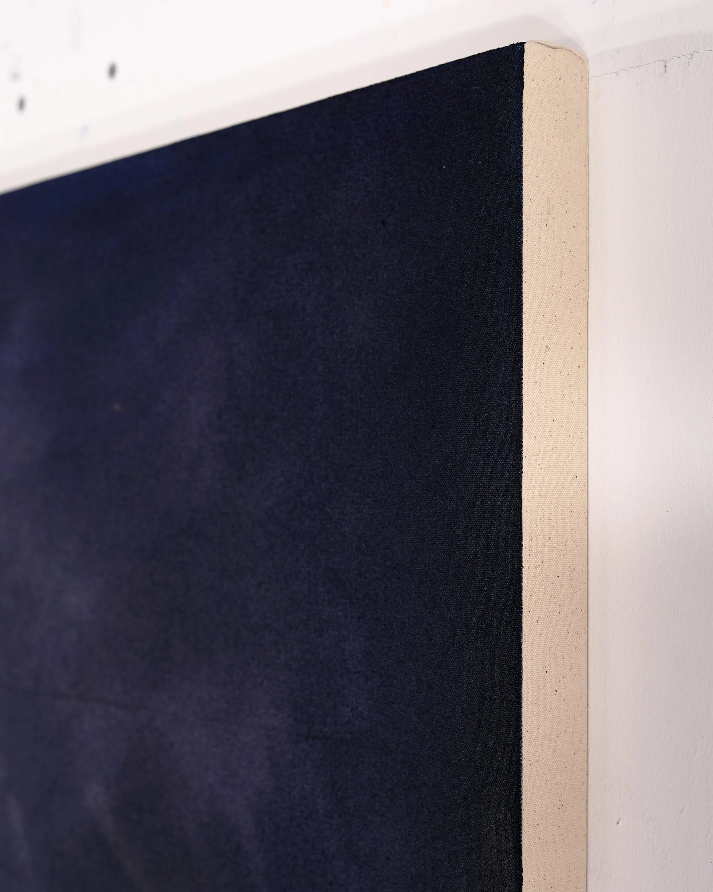  raw unprimed canvas edges 