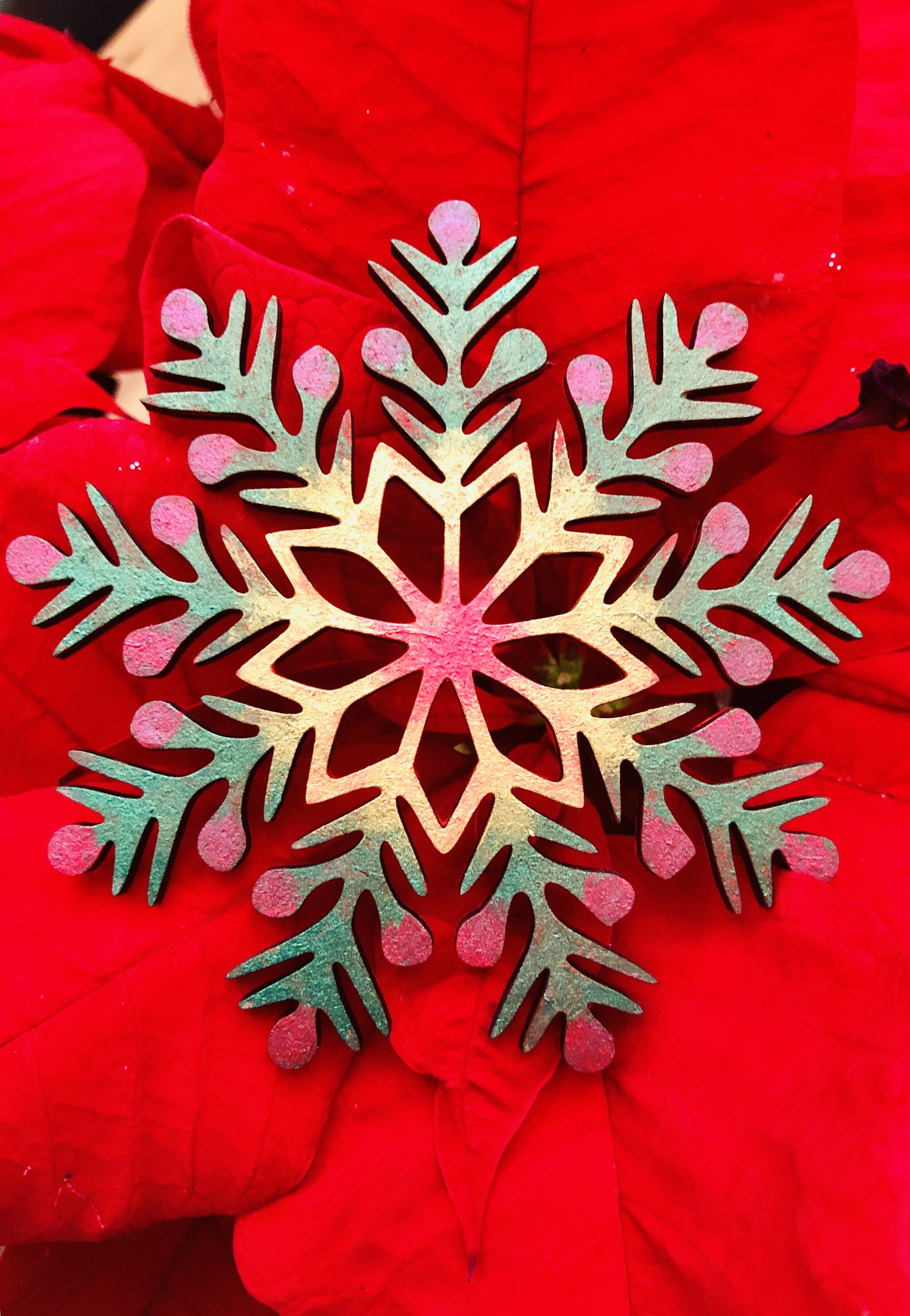 Berry and Bright Christmas Ornaments - Momillennial Shop