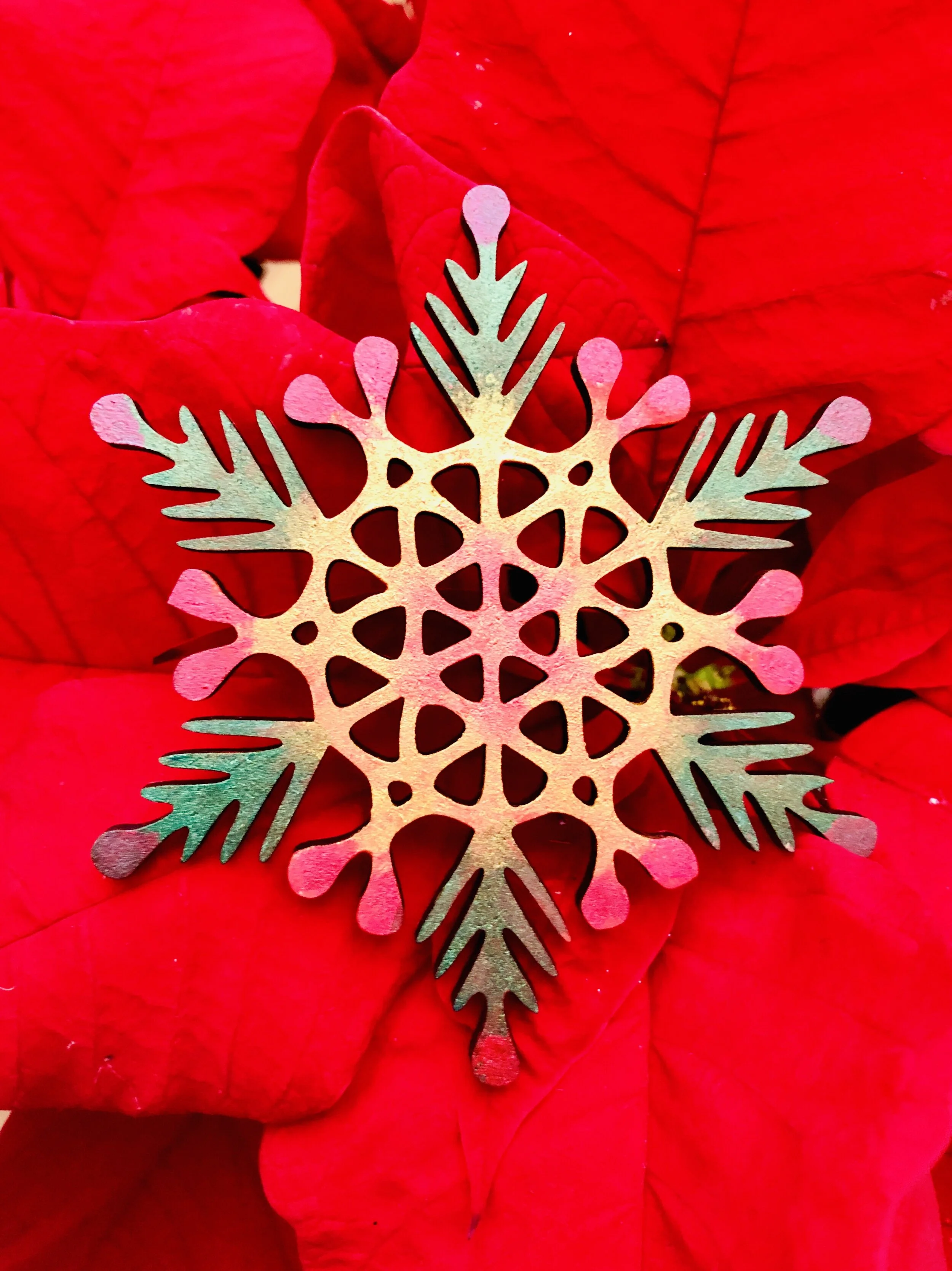 Berry and Bright Christmas Ornaments - Momillennial Shop