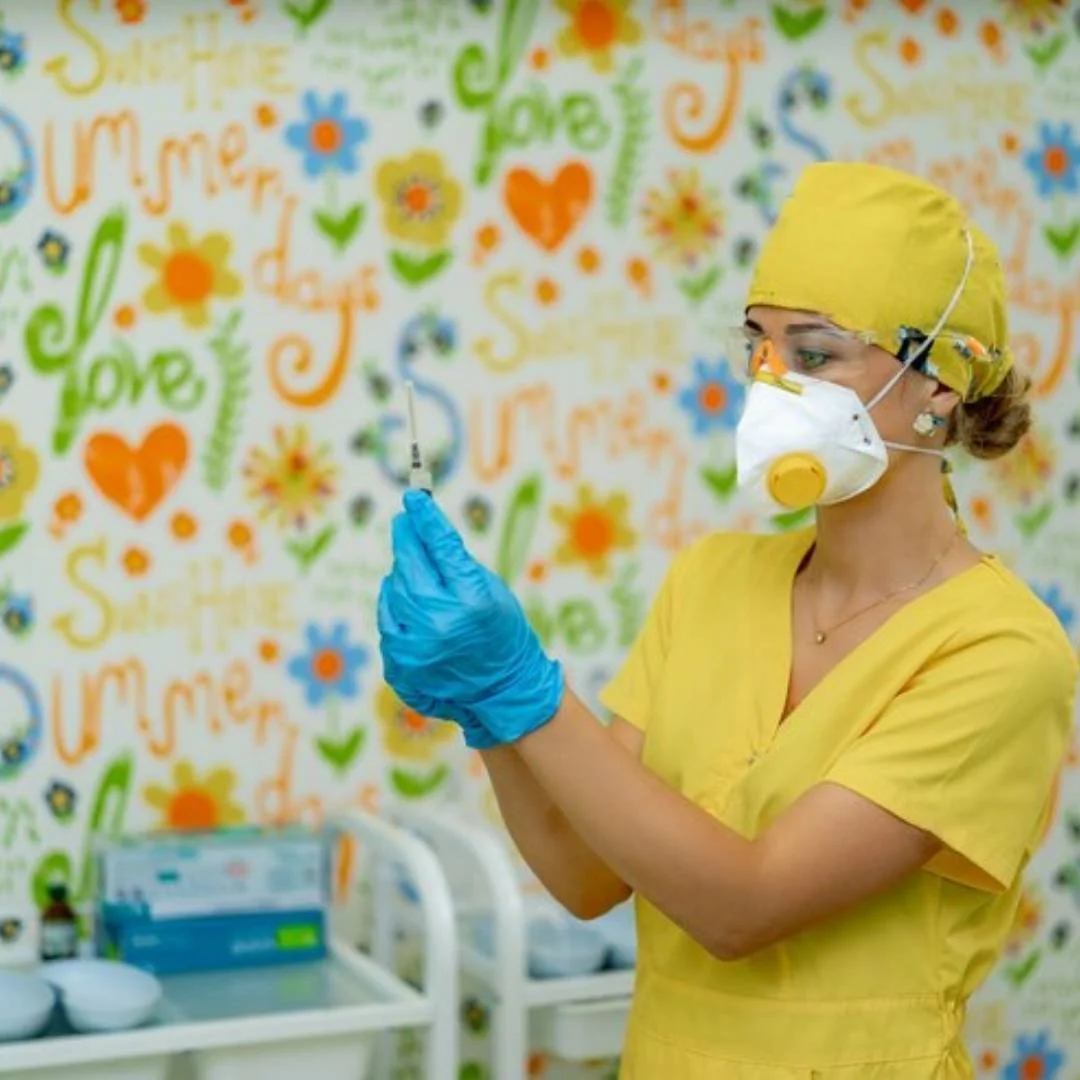 How Paintings Impact the Hospital Environment with Their Healing Power