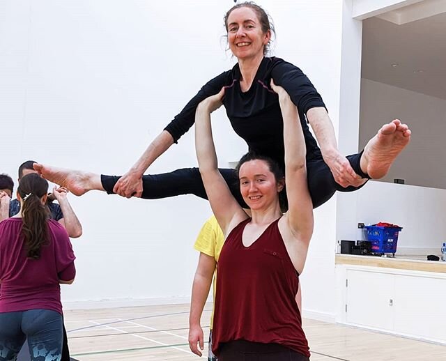 My lovely acro friends and Acro&amp;yoga Family instructors! Deirdre @appleyogaireland and Emily❤️.
Always happy and smiling! I miss my girls❤️ Photo📷 by @prodanielhou  our amazing photographer.

We will beat this #covid_19 and we'll be back stronge
