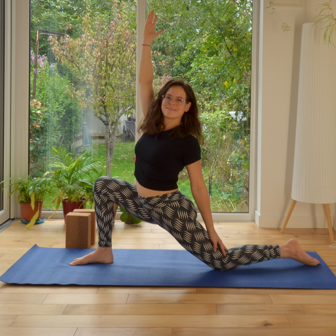 YOGA FLOW WITH (1).png
