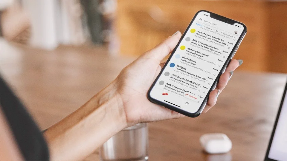 Sell books with email marketing