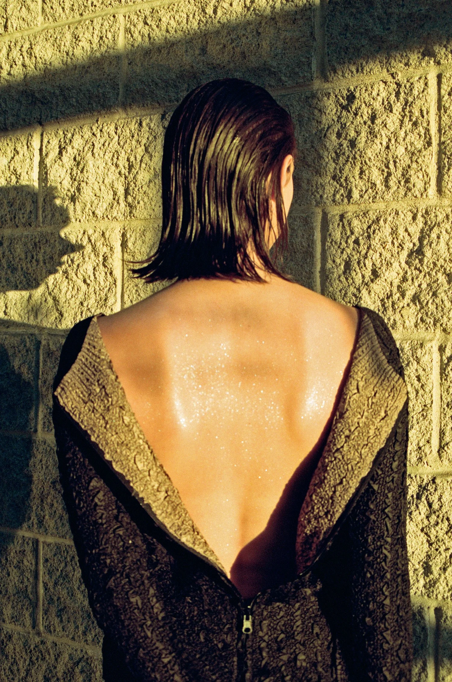 000037230027-web.jpg