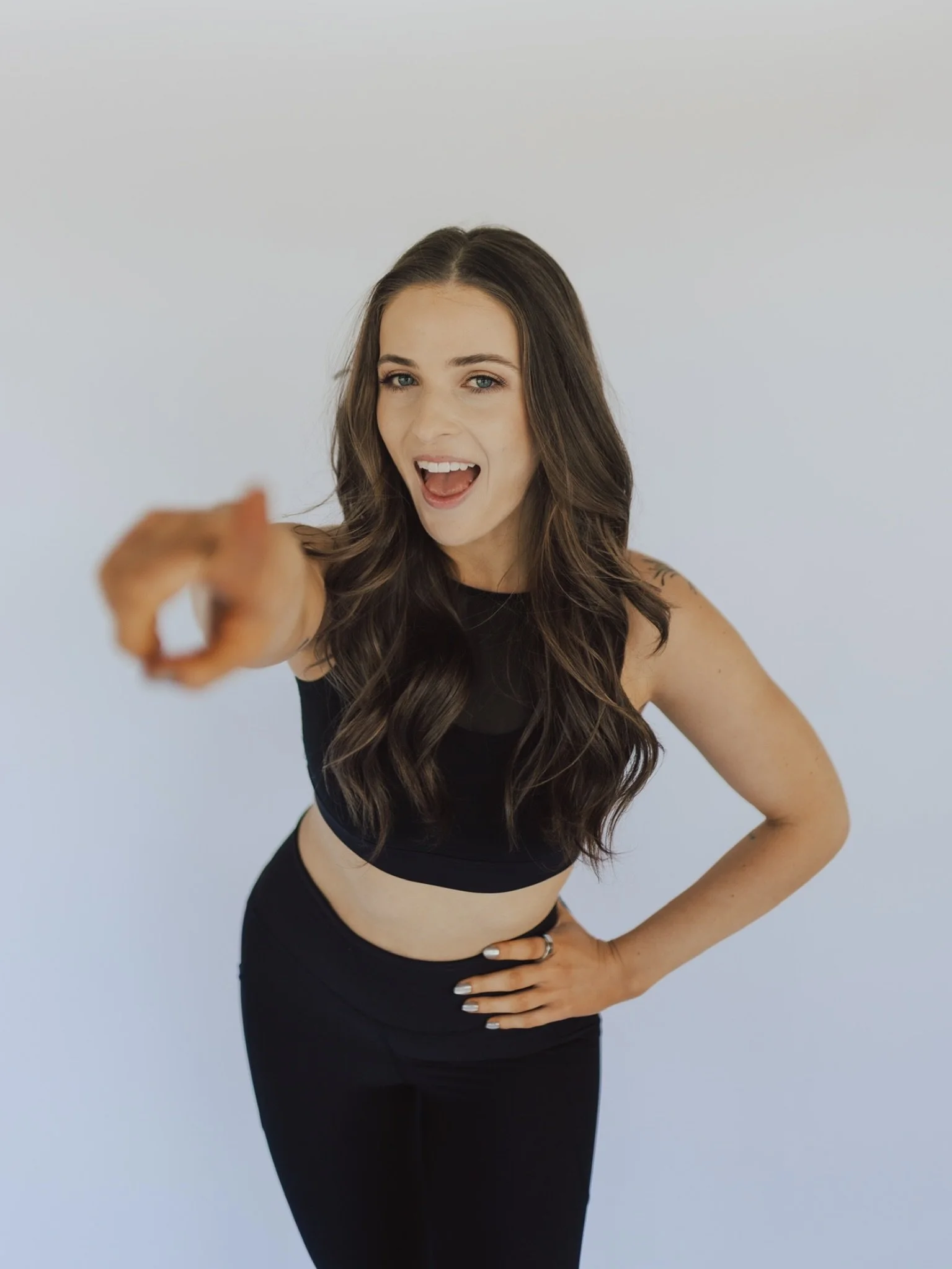 Hey you &mdash; did your alarm just go off too? It&rsquo;s time to book your classes for the week. ⏰

And while you&rsquo;re at it&hellip; peep a new face hitting the schedule &amp; Sophia&rsquo;s Sculpt + Cycle 60 pop-up this week. 👀 Limited spots 