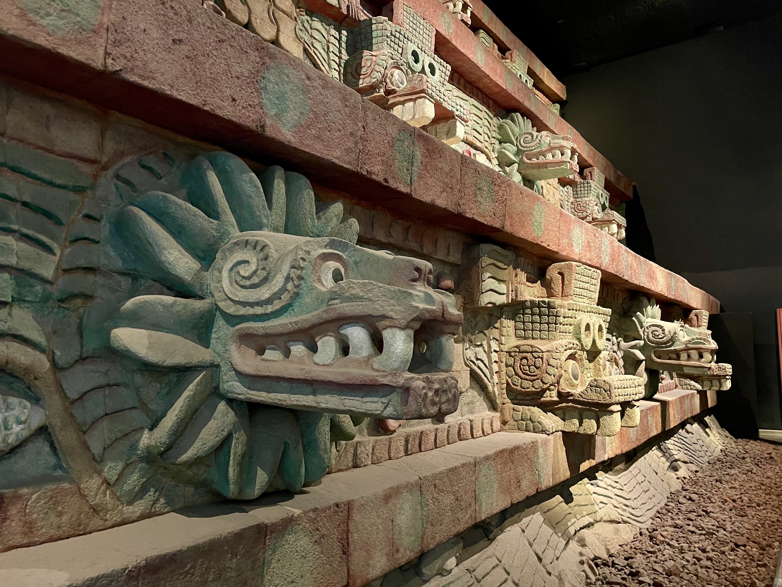 replica of Téotihuacan