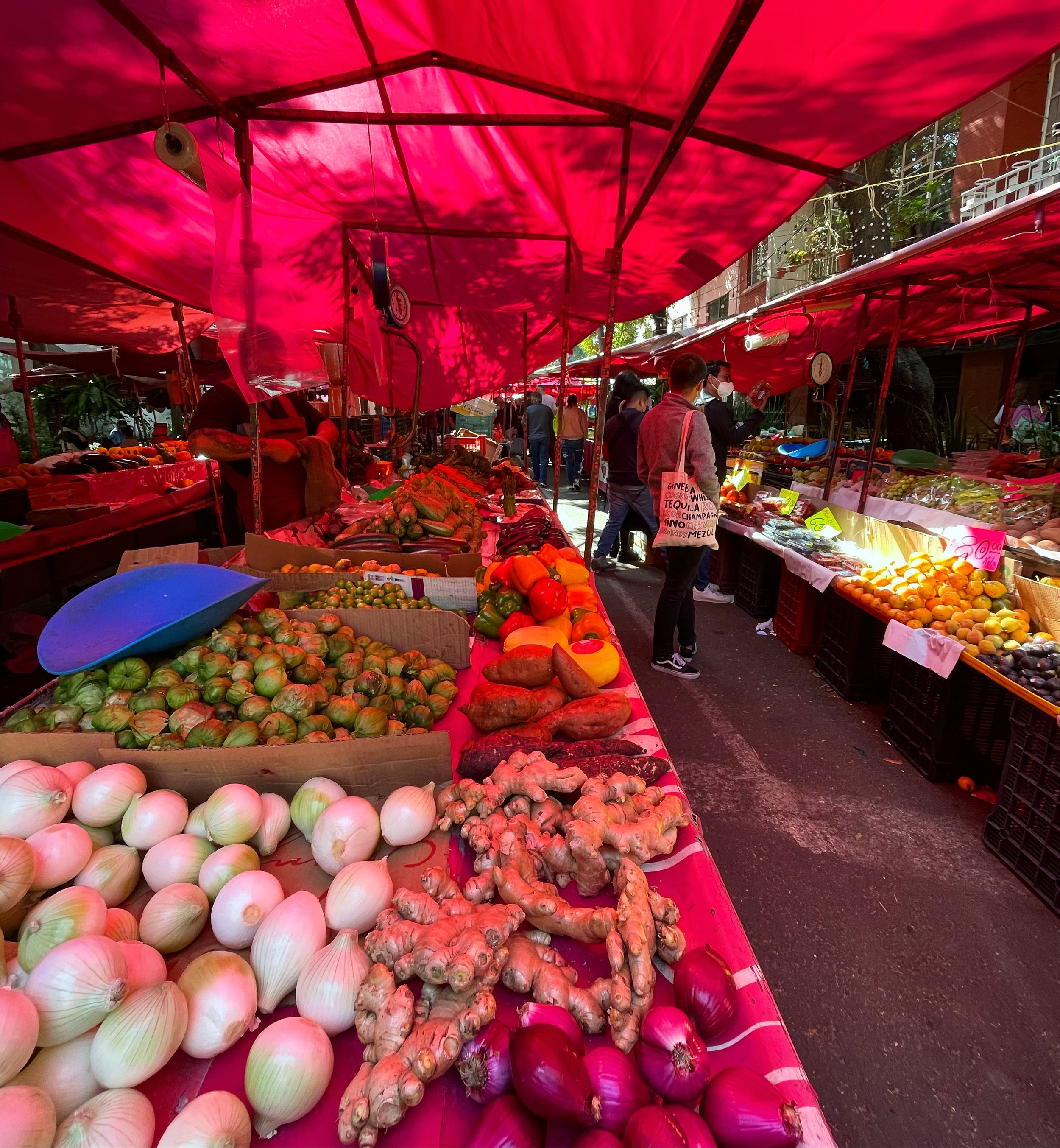 La Condesa Market