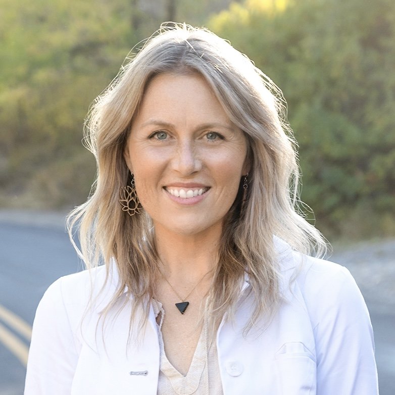 Niki Davis, MD