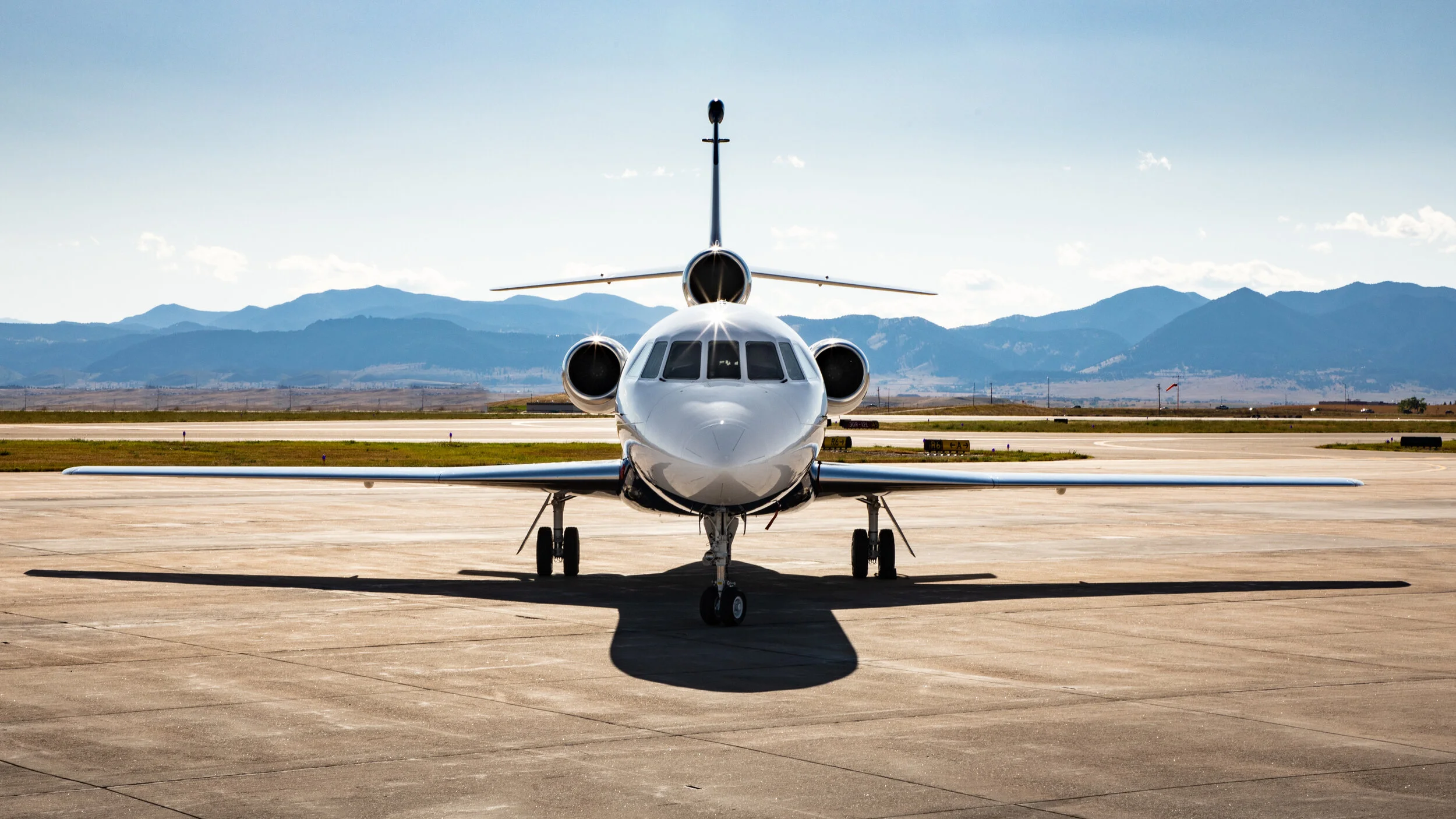 MTN Front Profile - Falcon 900.jpg