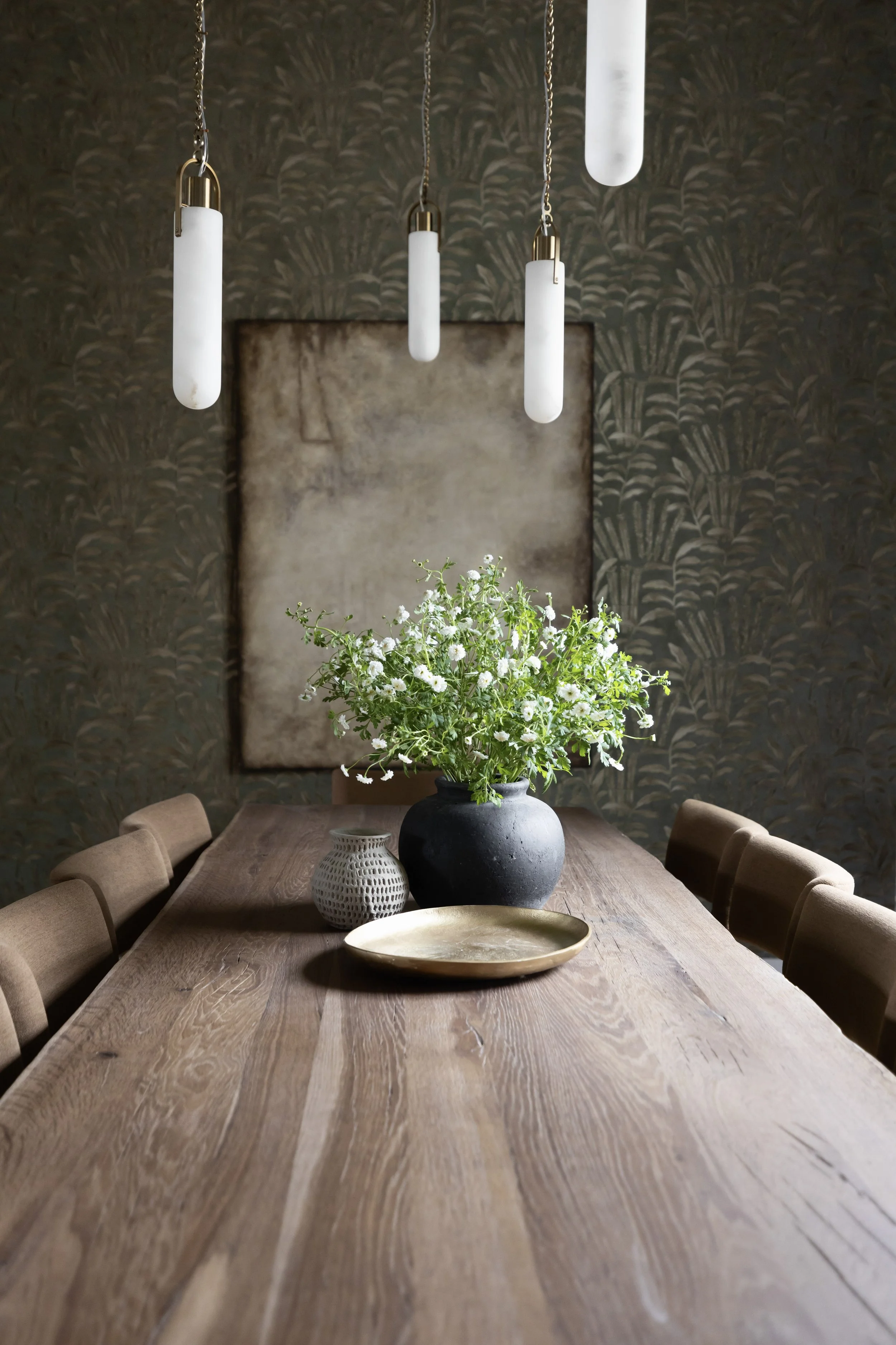 Custom dining room in Arizona by Studio Lu