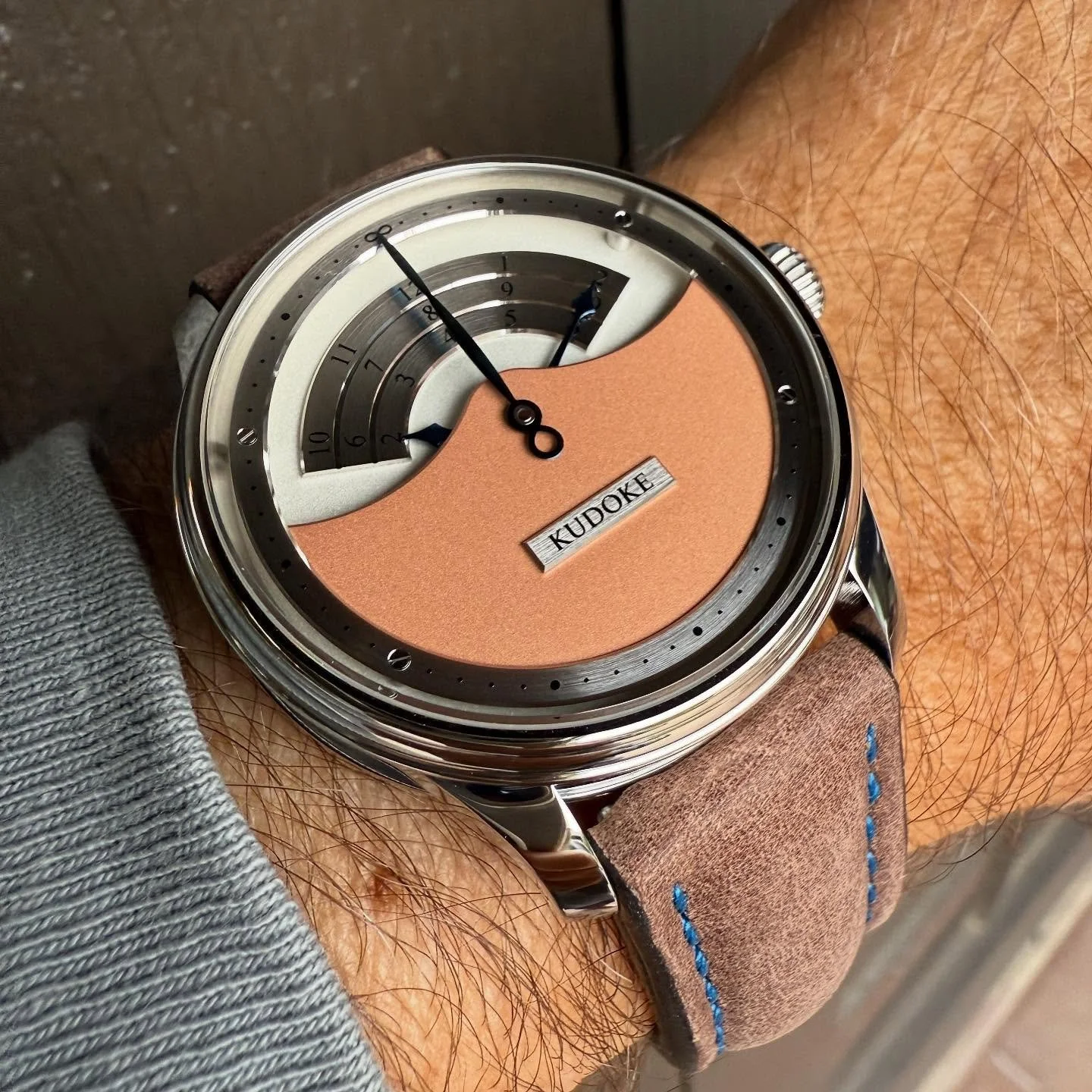 Just in from Germany, Weifa to be exact. This model when it came out, was such an example of Stefan&rsquo;s design ideas born from his deep history in Saxon watchmaking. He worked after his watchmaking school, for GO for a while, and he was around wh