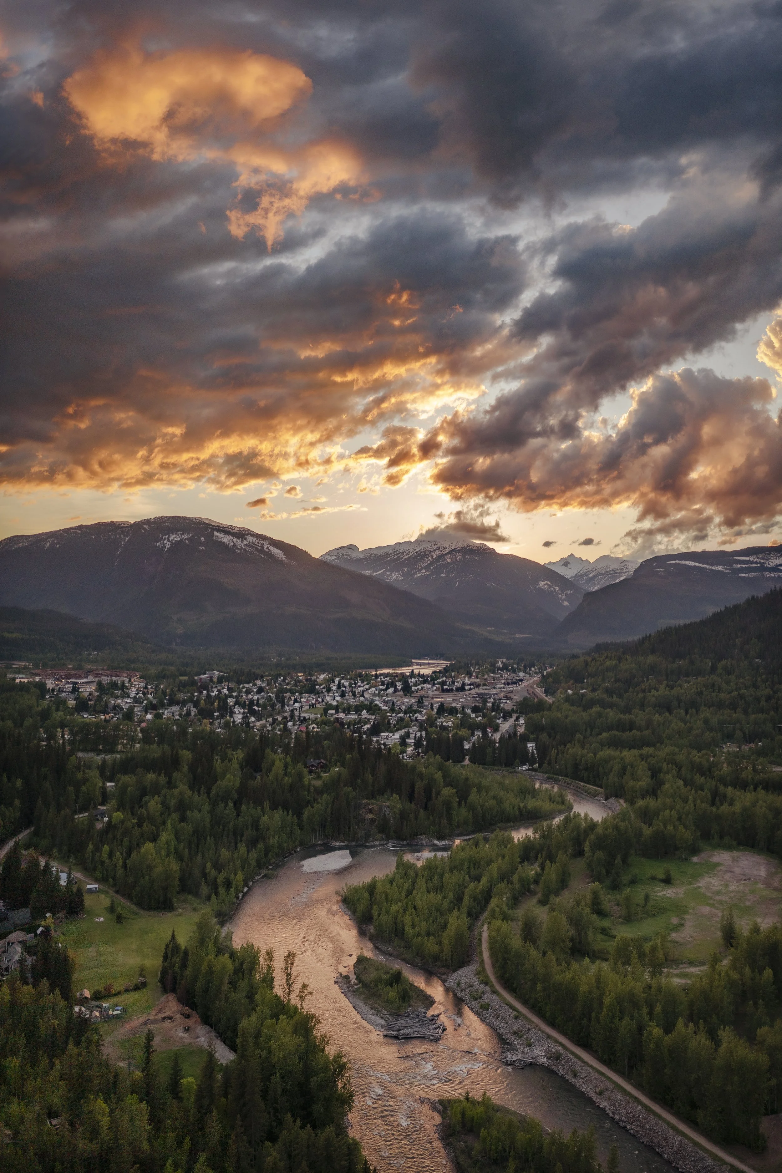 Sunset Pano 1 revy lookout copy.jpg