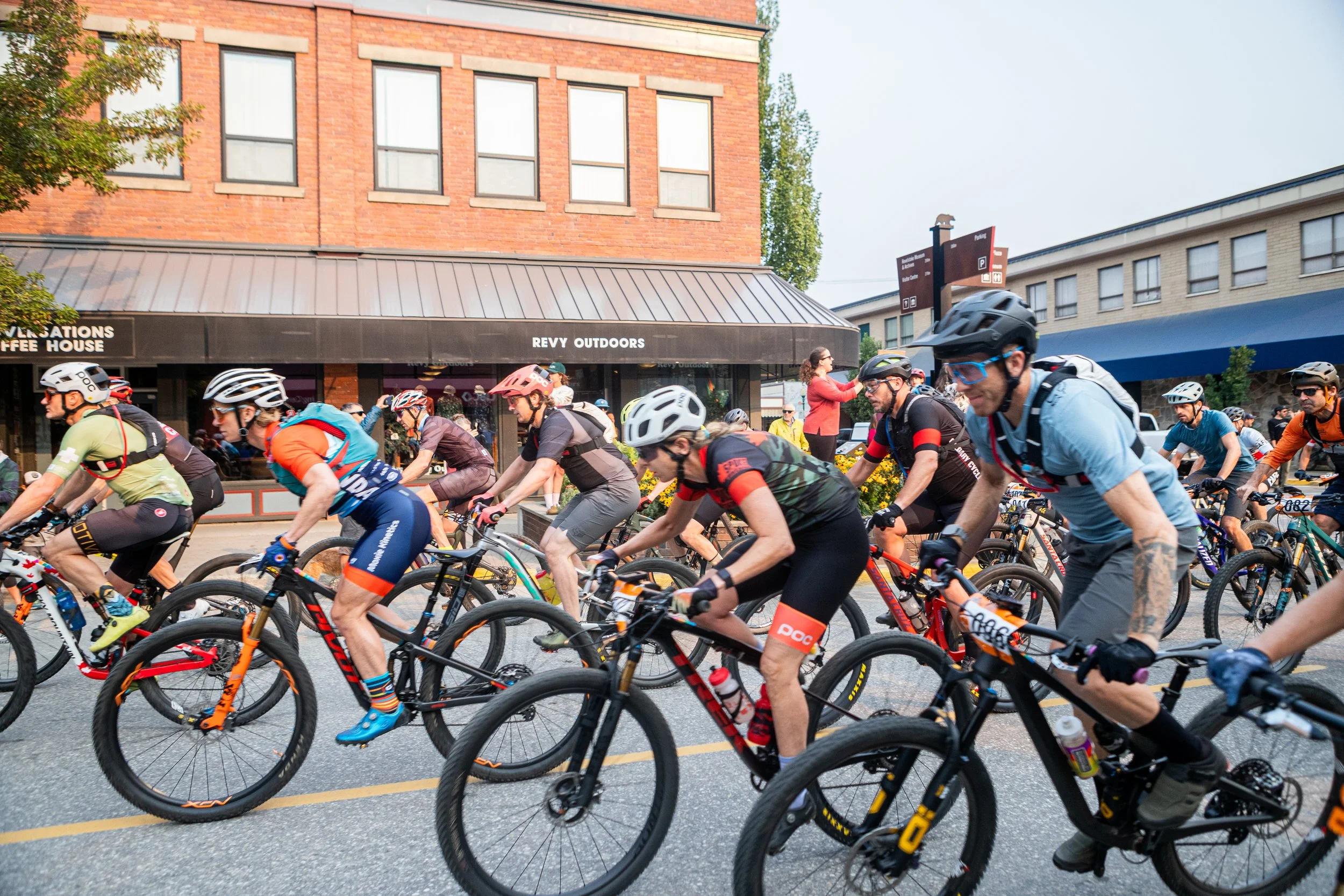 TomPoolePhotography_BikeRACE_Revy50_Sept8th2024 (50 of 356).jpg