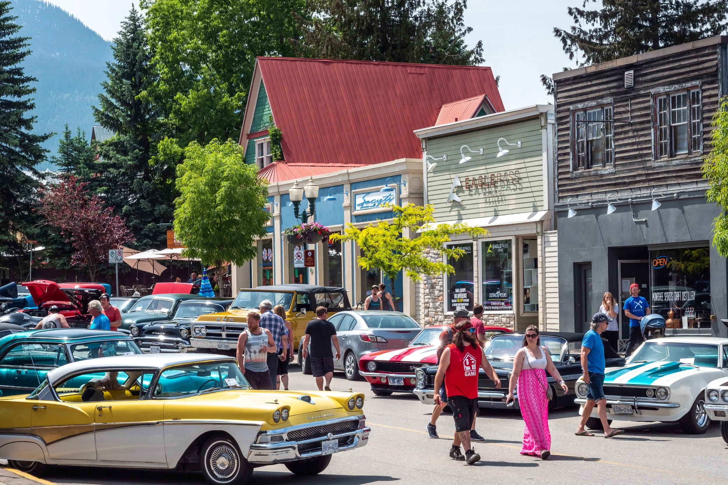 Mountain Paradise Parade --5.jpg